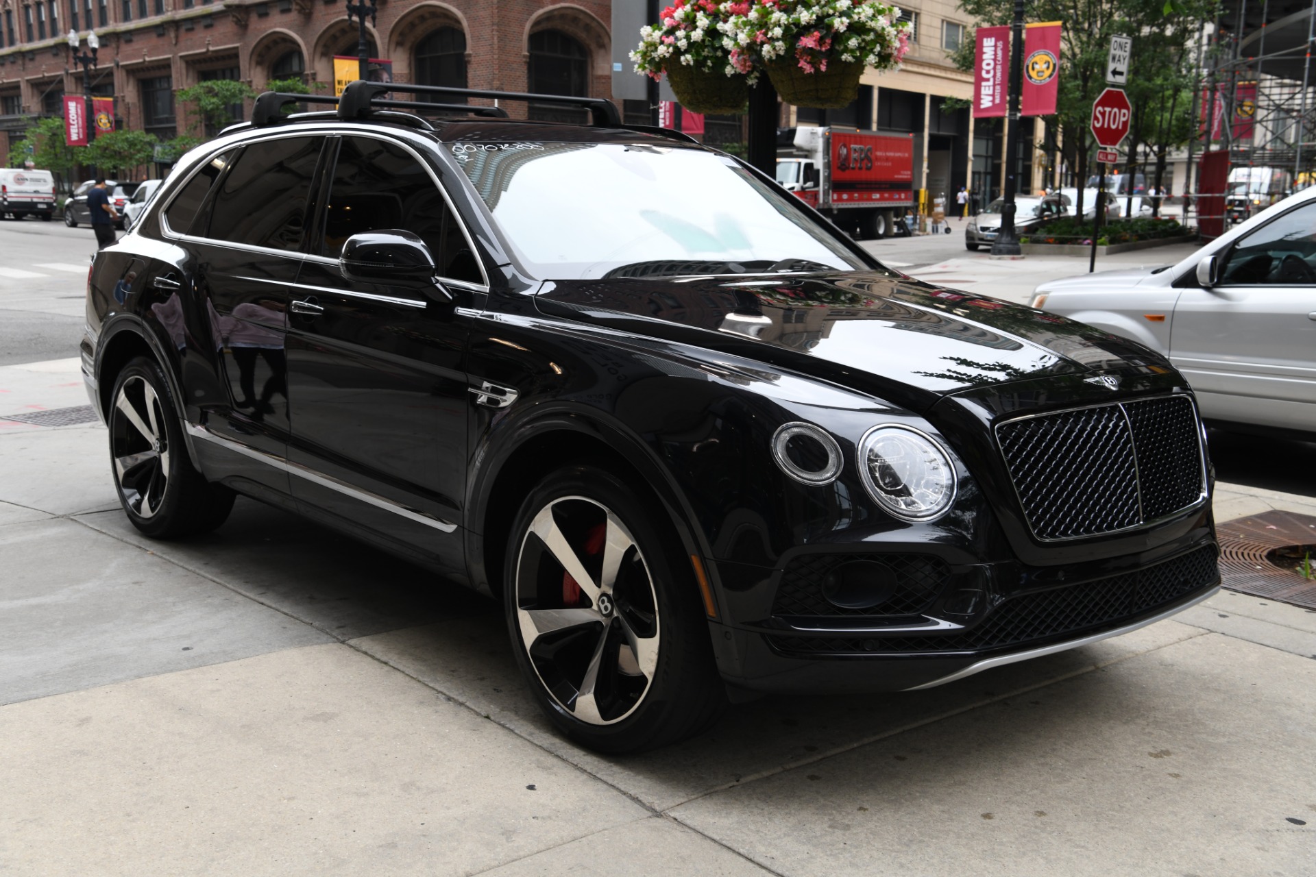 Used 2019 Bentley Bentayga V8 | Chicago, IL