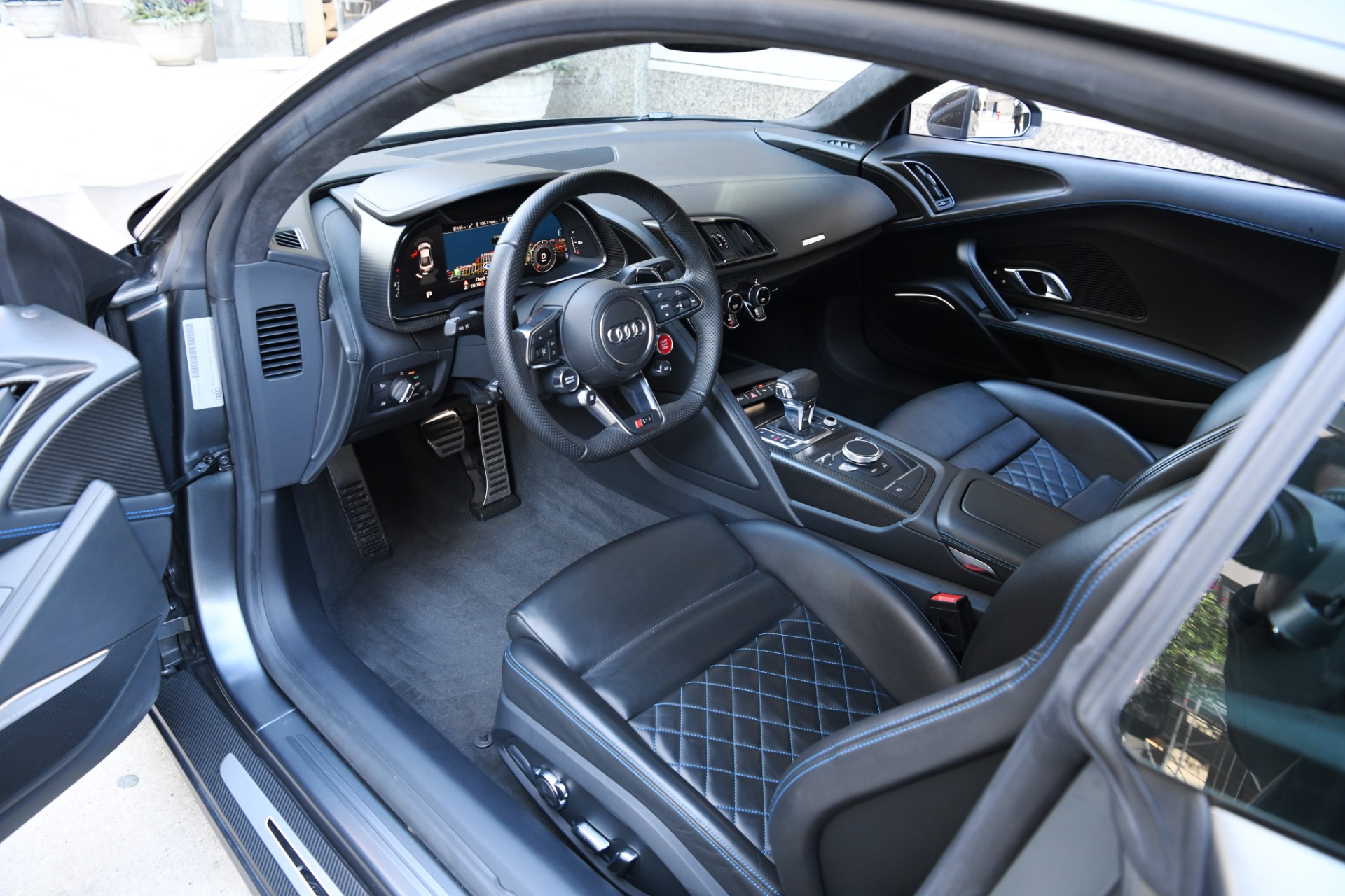 Used 2017 Audi R8 5.2 quattro V10 Plus | Chicago, IL
