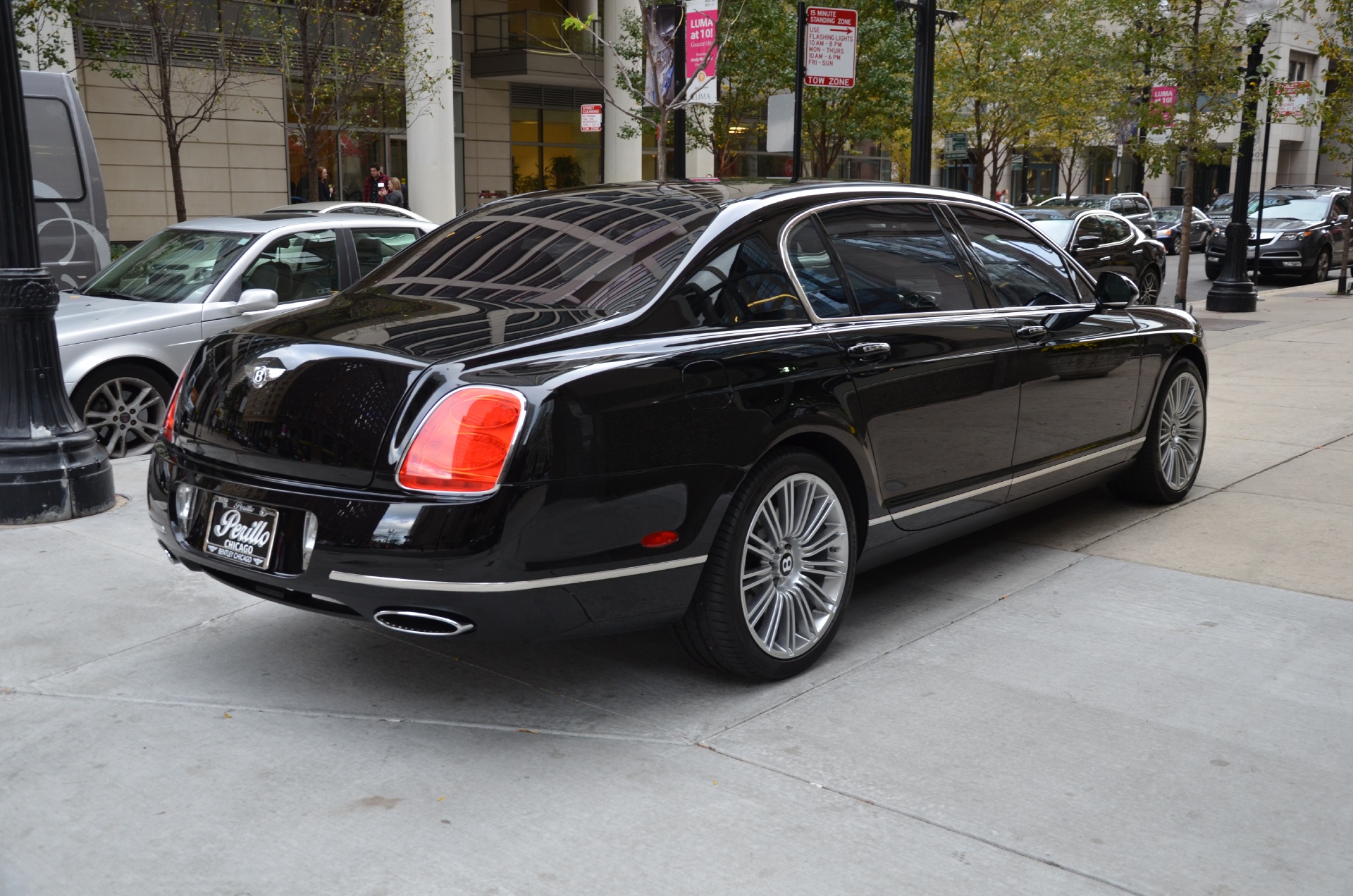 Бентли continental flying spur