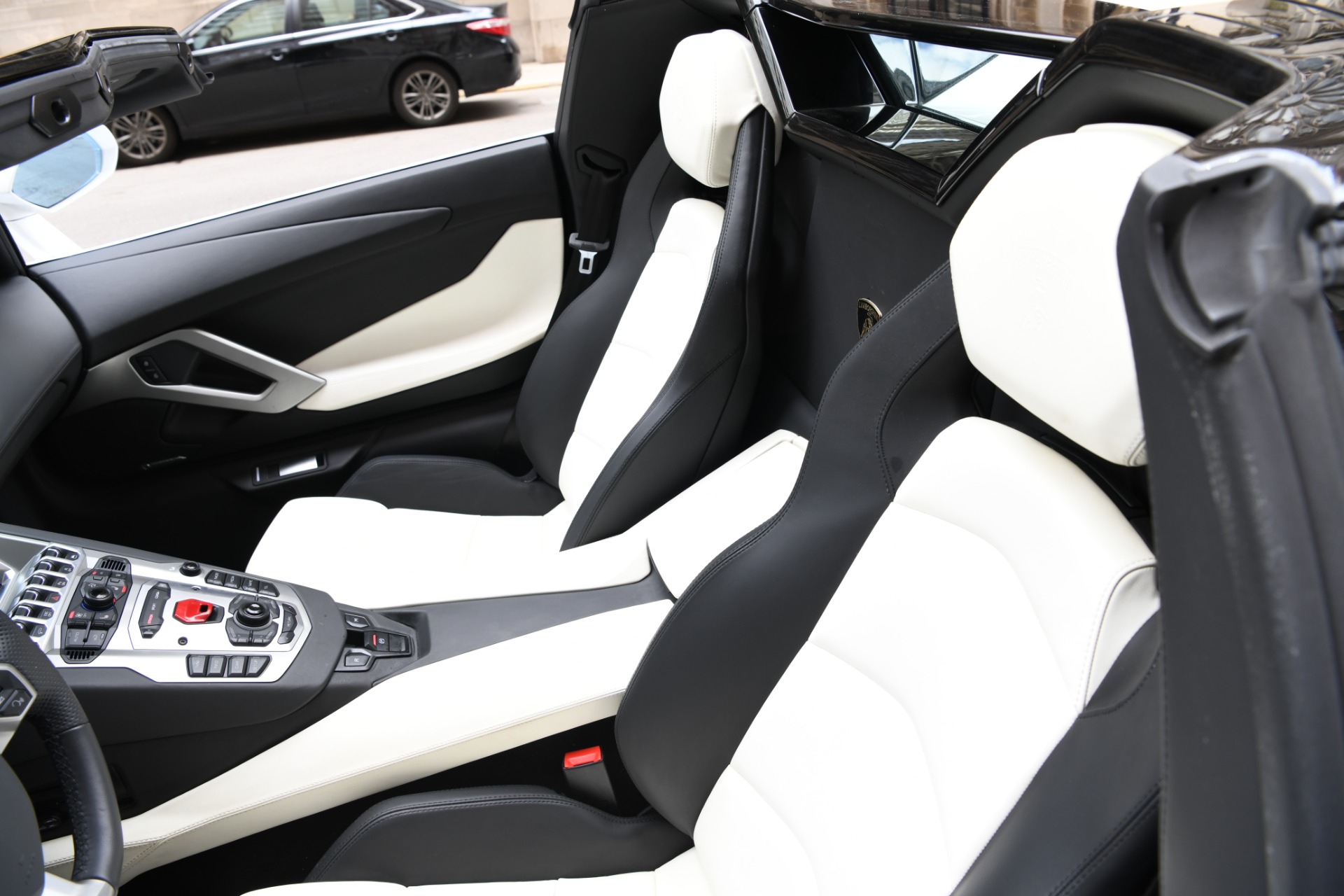 Used 2013 Lamborghini Aventador Roadster LP700-4 Roadster | St. Petersburg, FL