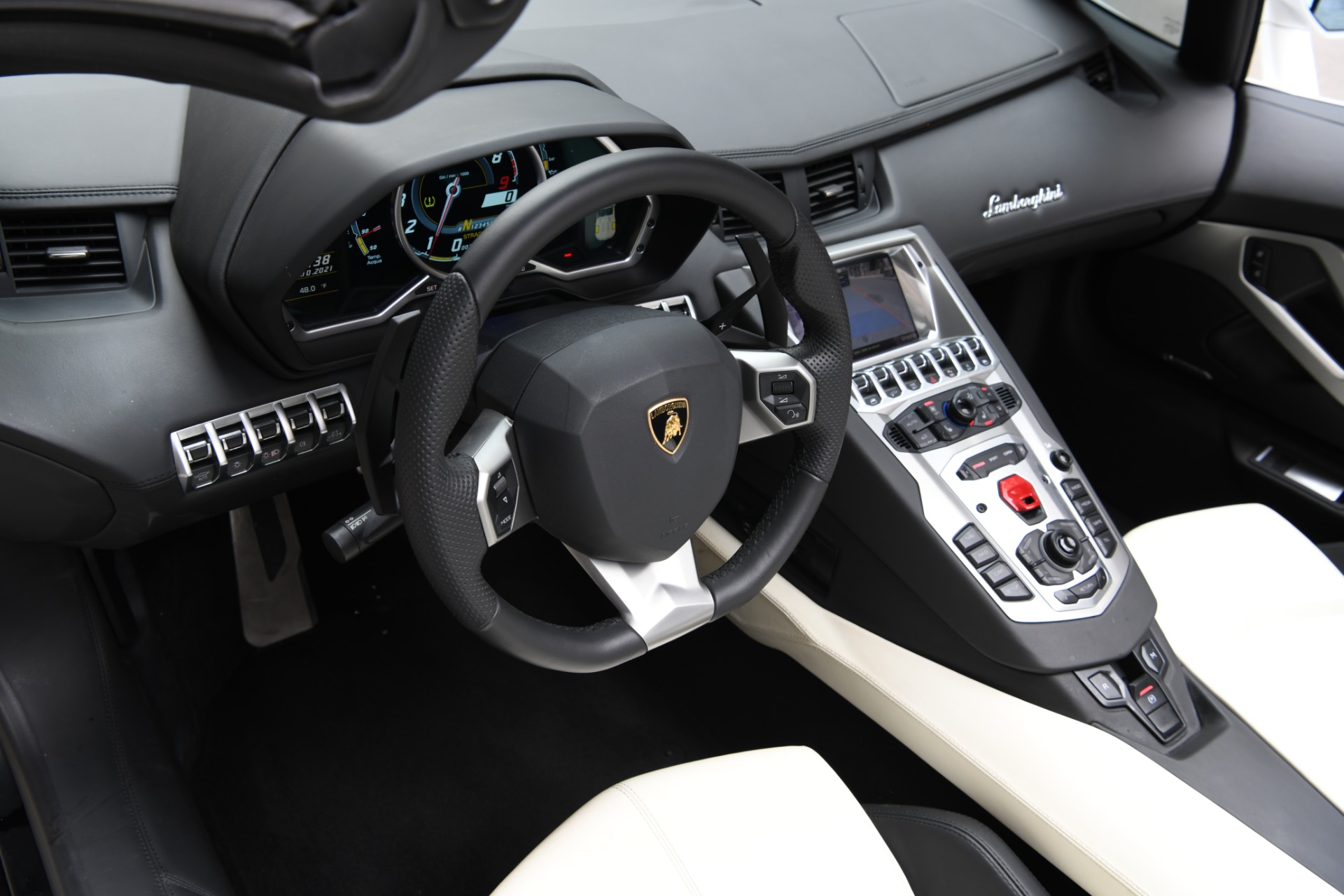 Used 2013 Lamborghini Aventador Roadster LP700-4 Roadster | St. Petersburg, FL