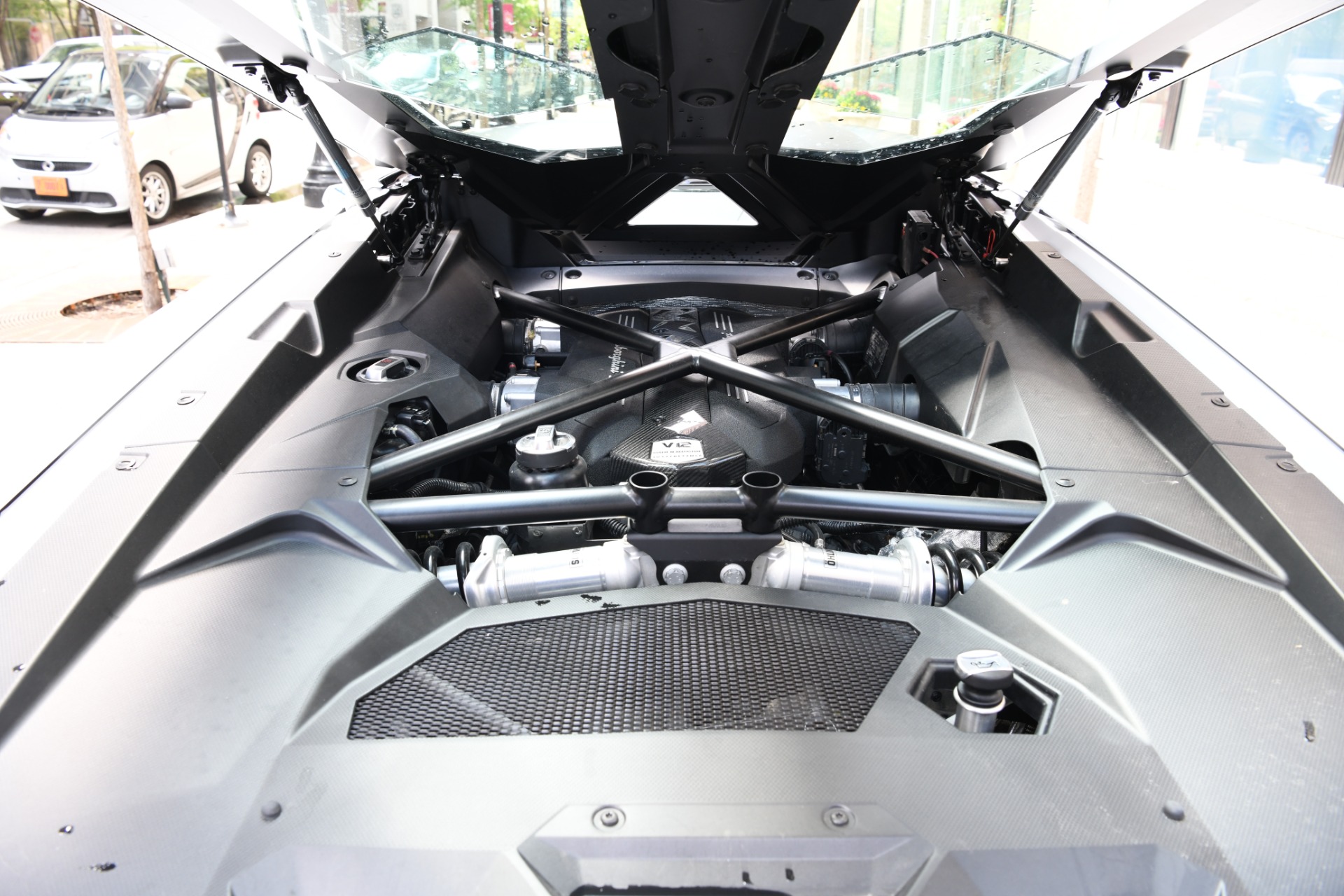 Used 2013 Lamborghini Aventador Roadster LP700-4 Roadster | St. Petersburg, FL