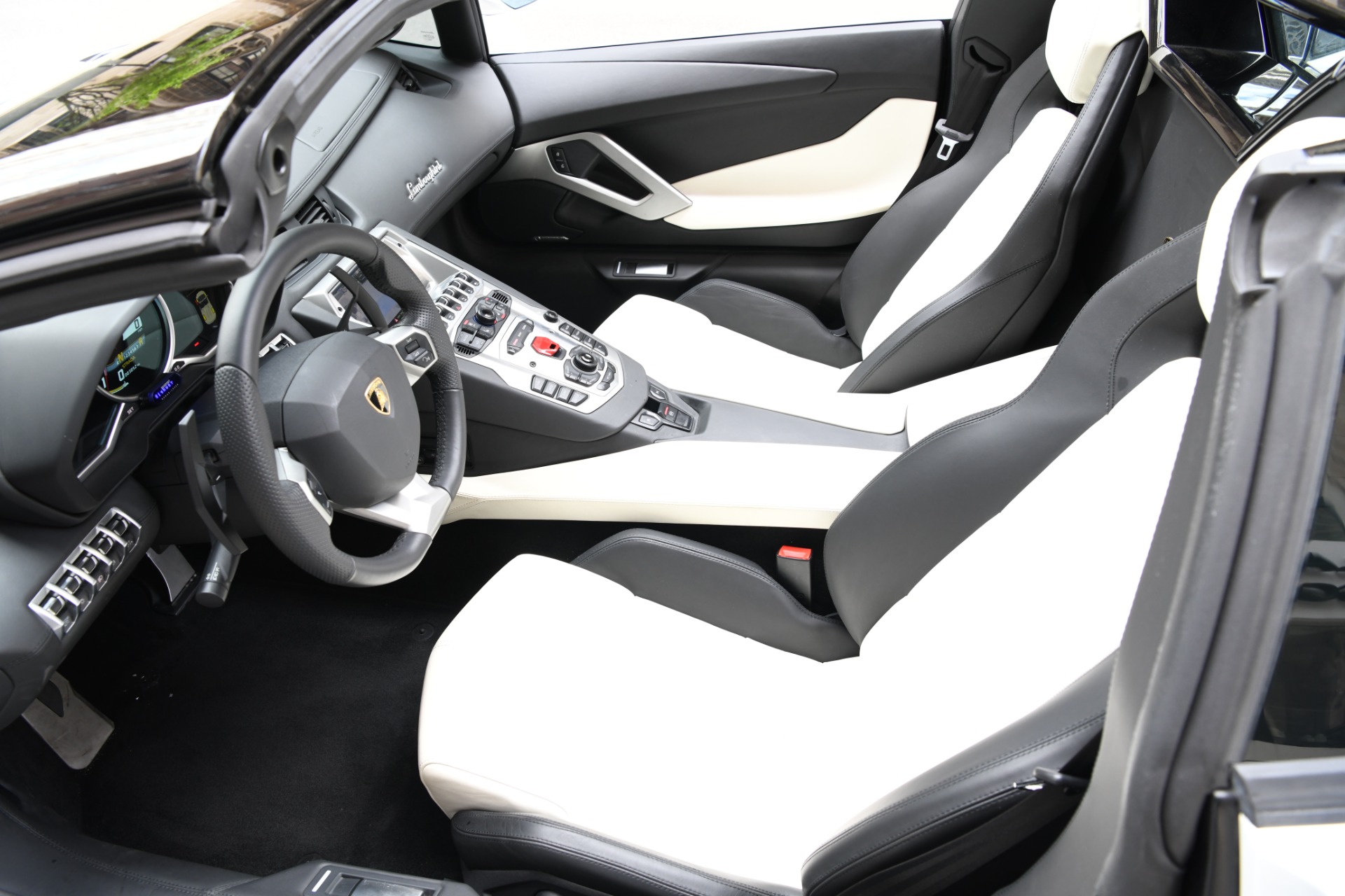 Used 2013 Lamborghini Aventador Roadster LP700-4 Roadster | St. Petersburg, FL