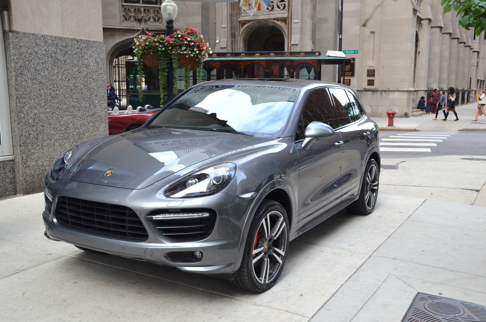 Porsche Cayenne Grey