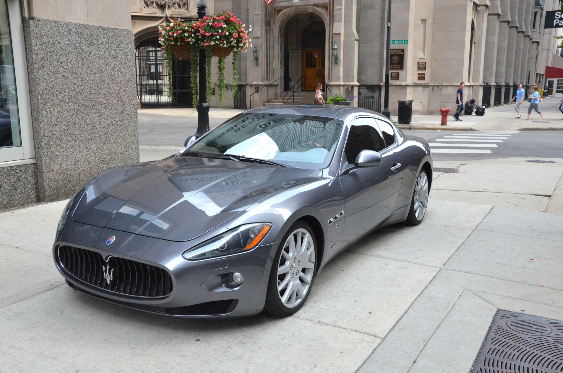 Мазерати GRANTURISMO 2021