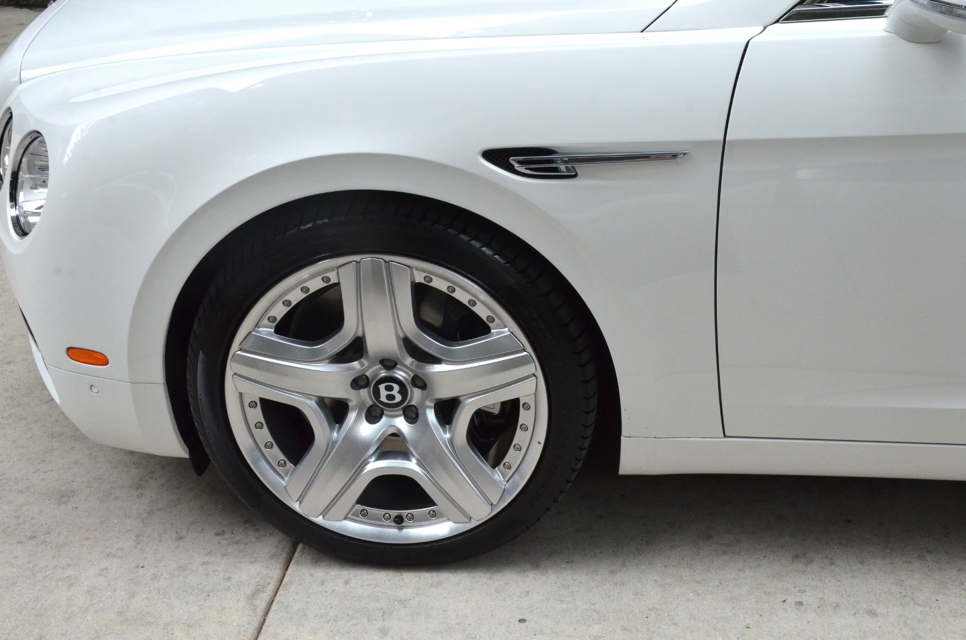 14 Bentley Flying Spur Stock R1a For Sale Near Chicago Il Il Bentley Dealer 14 Bentley Flying Spur Stock R1a For Sale Near Chicago Il Il Bentley Dealer