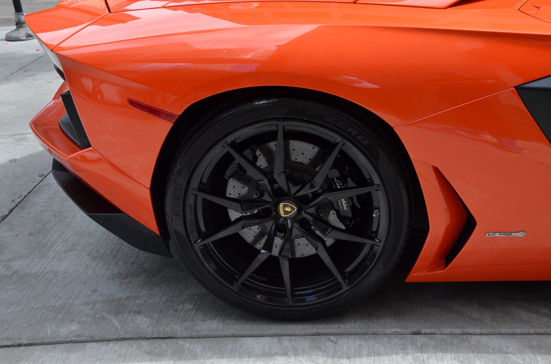 Used 2014 Lamborghini Aventador Roadster LP 700-4 Roadster | St. Petersburg, FL