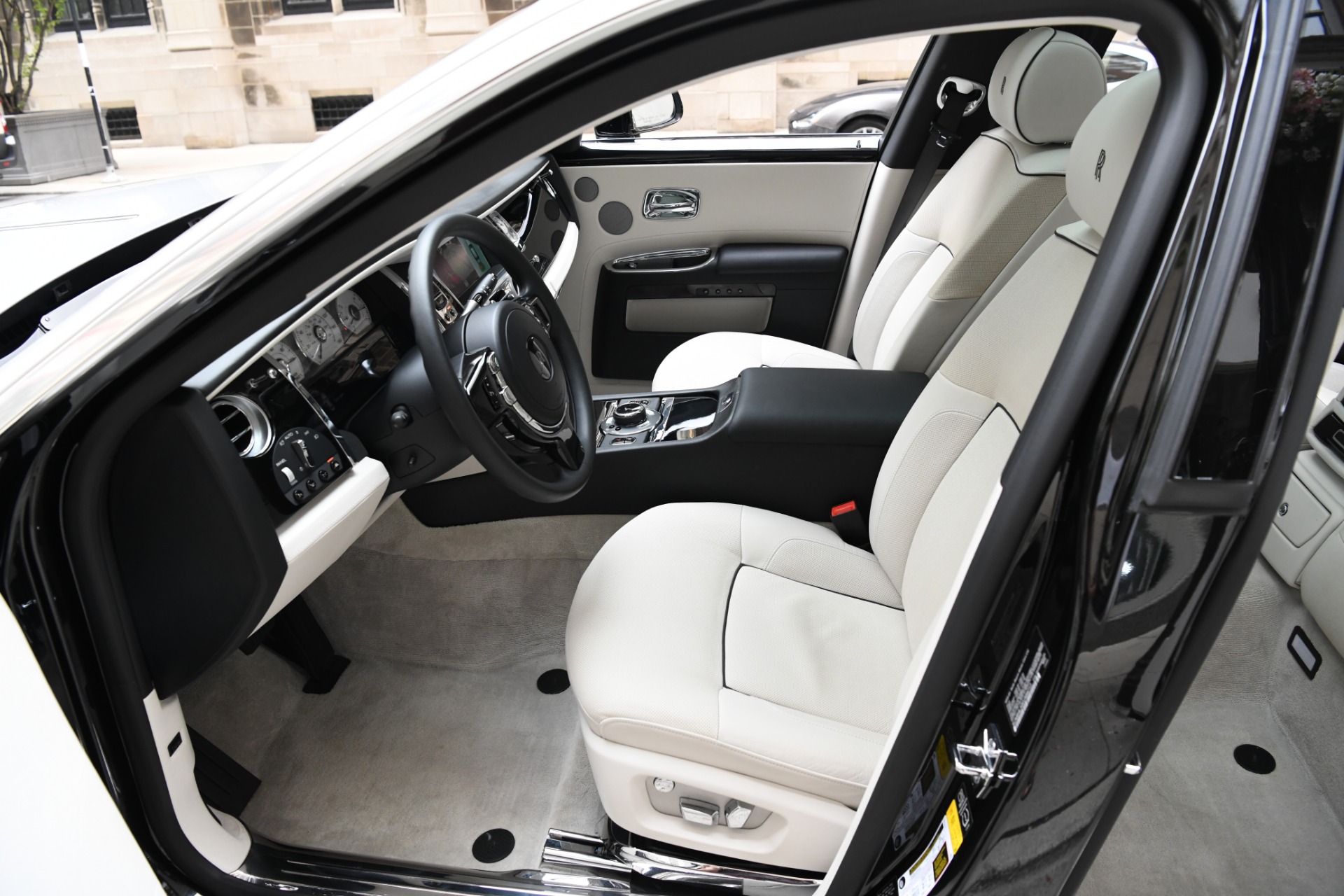 Used 2014 Rolls-Royce Ghost EXTENDED WHEELBASE EWB | St. Petersburg, FL