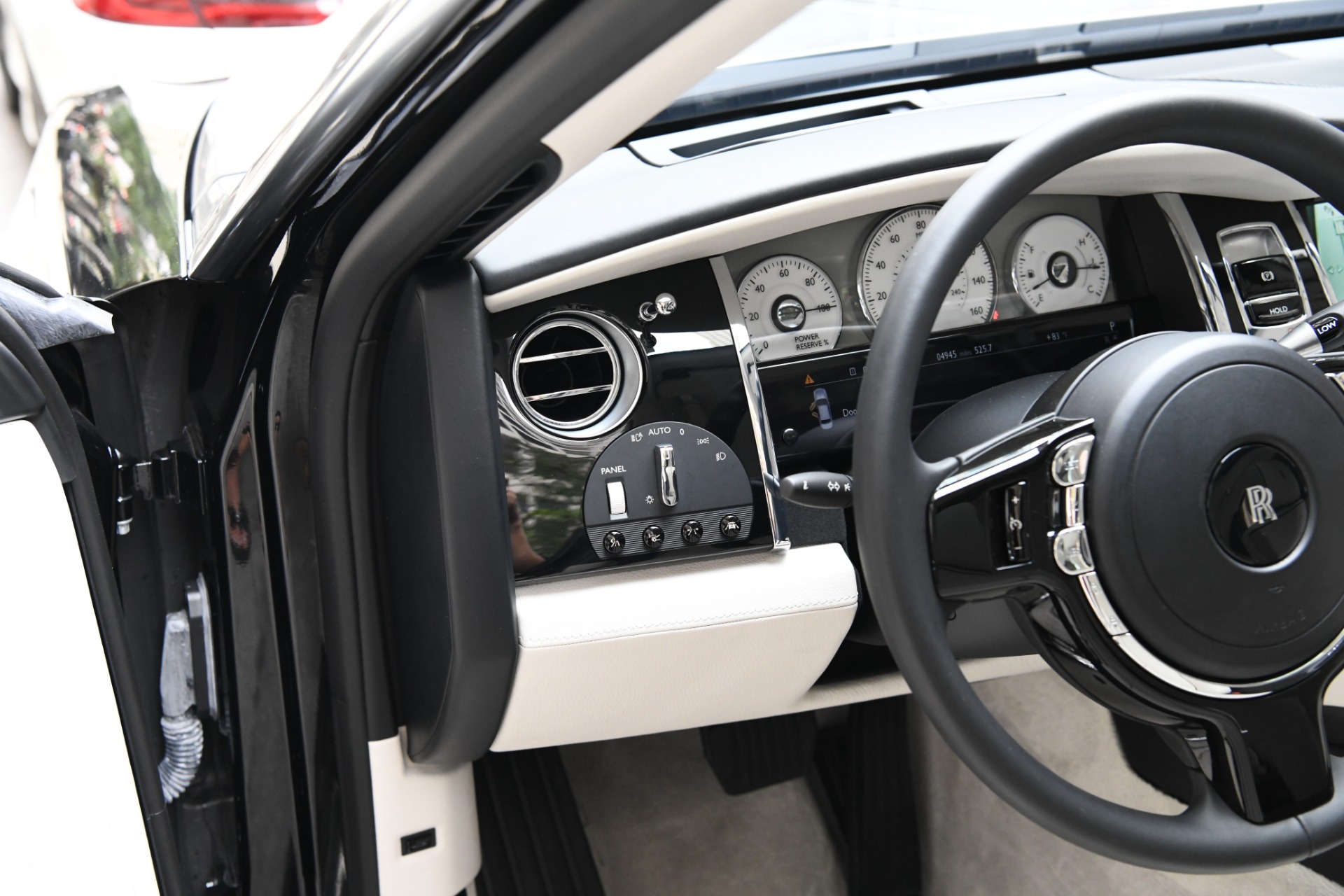 Used 2014 Rolls-Royce Ghost EXTENDED WHEELBASE EWB | St. Petersburg, FL