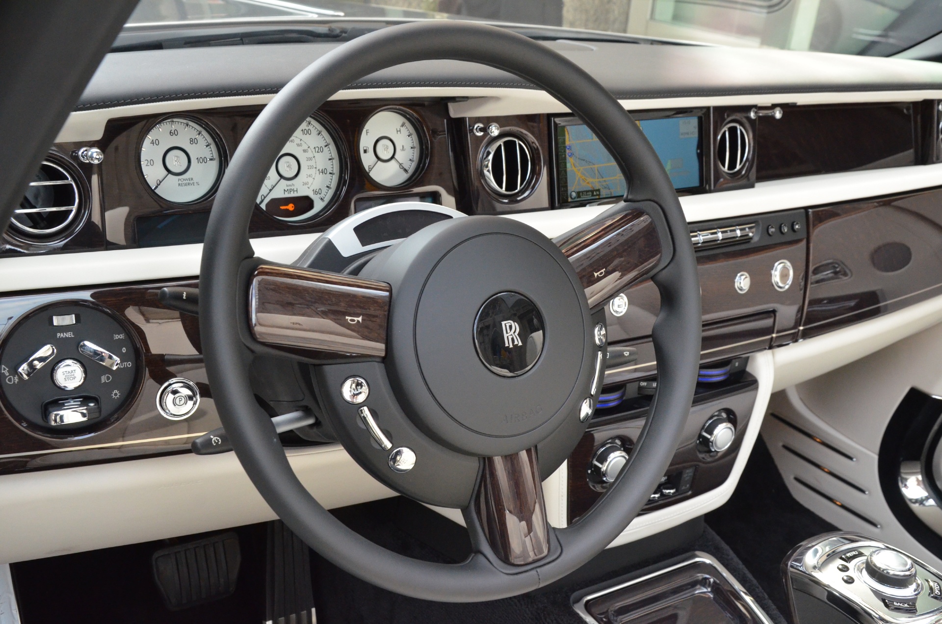 Rolls Royce Drophead Coupe 2018