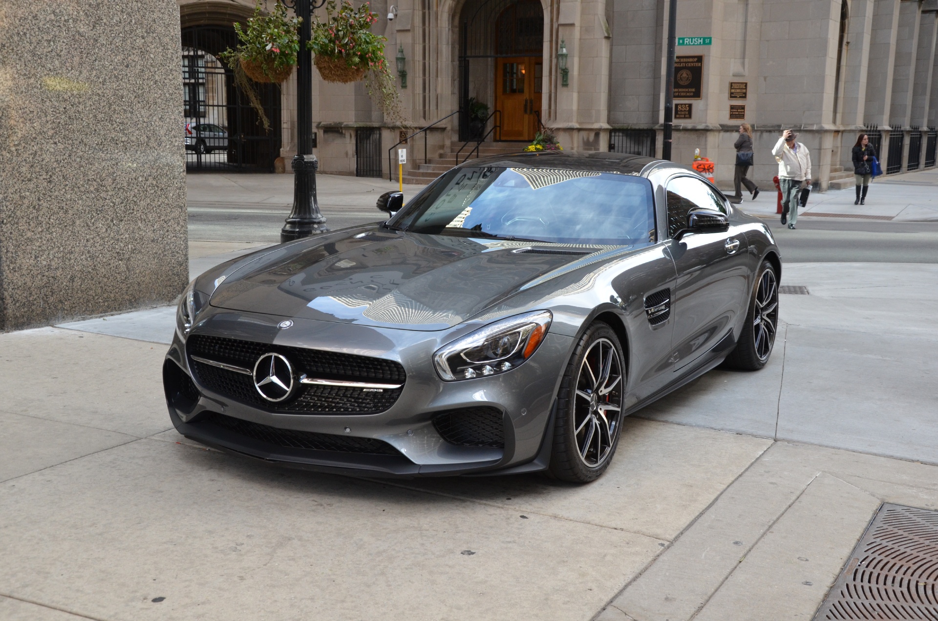 https://www.bentleygoldcoast.com/galleria_images/4938/4938_p2_l.jpg