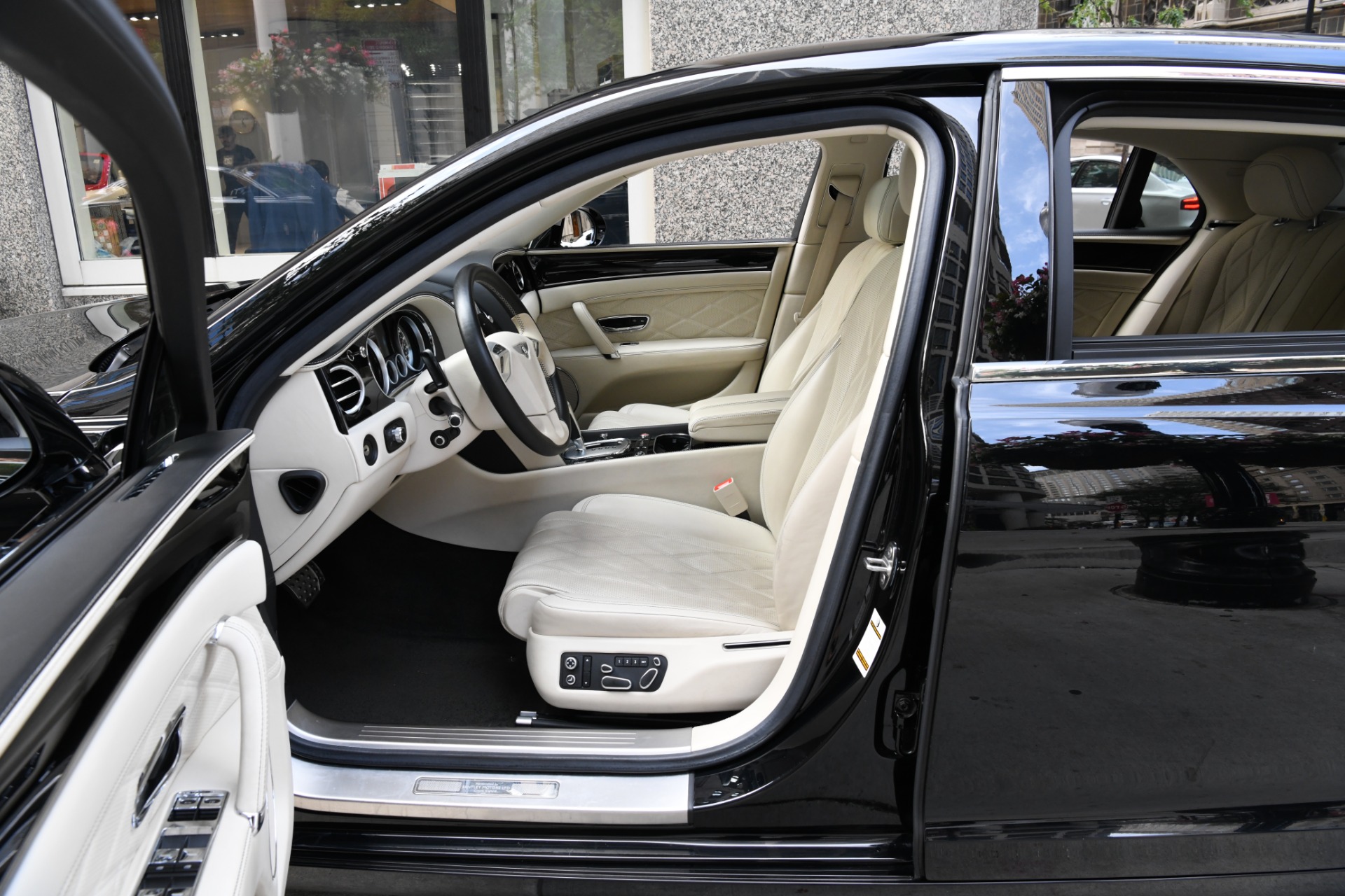 Used 2015 Bentley Flying Spur W12 | St. Petersburg, FL
