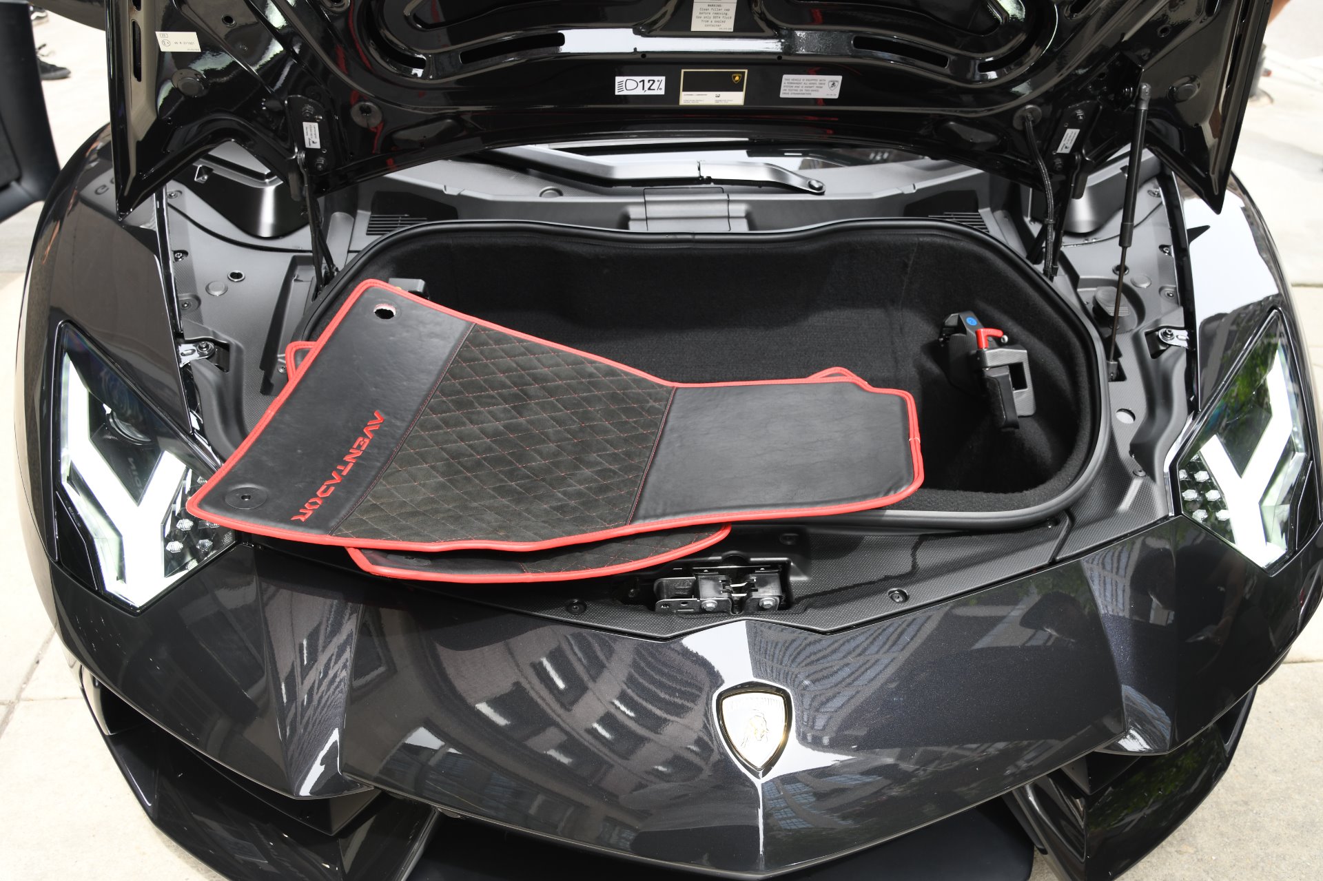 Used 2014 Lamborghini Aventador Roadster LP 700-4 Roadster | St. Petersburg, FL
