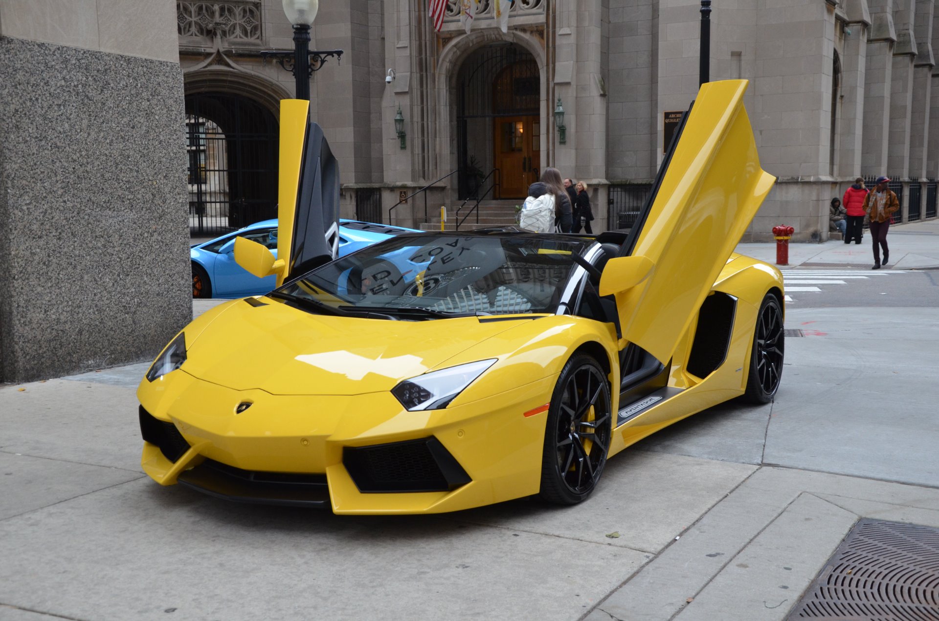 Lamborghini Aventador Yellow Roadster