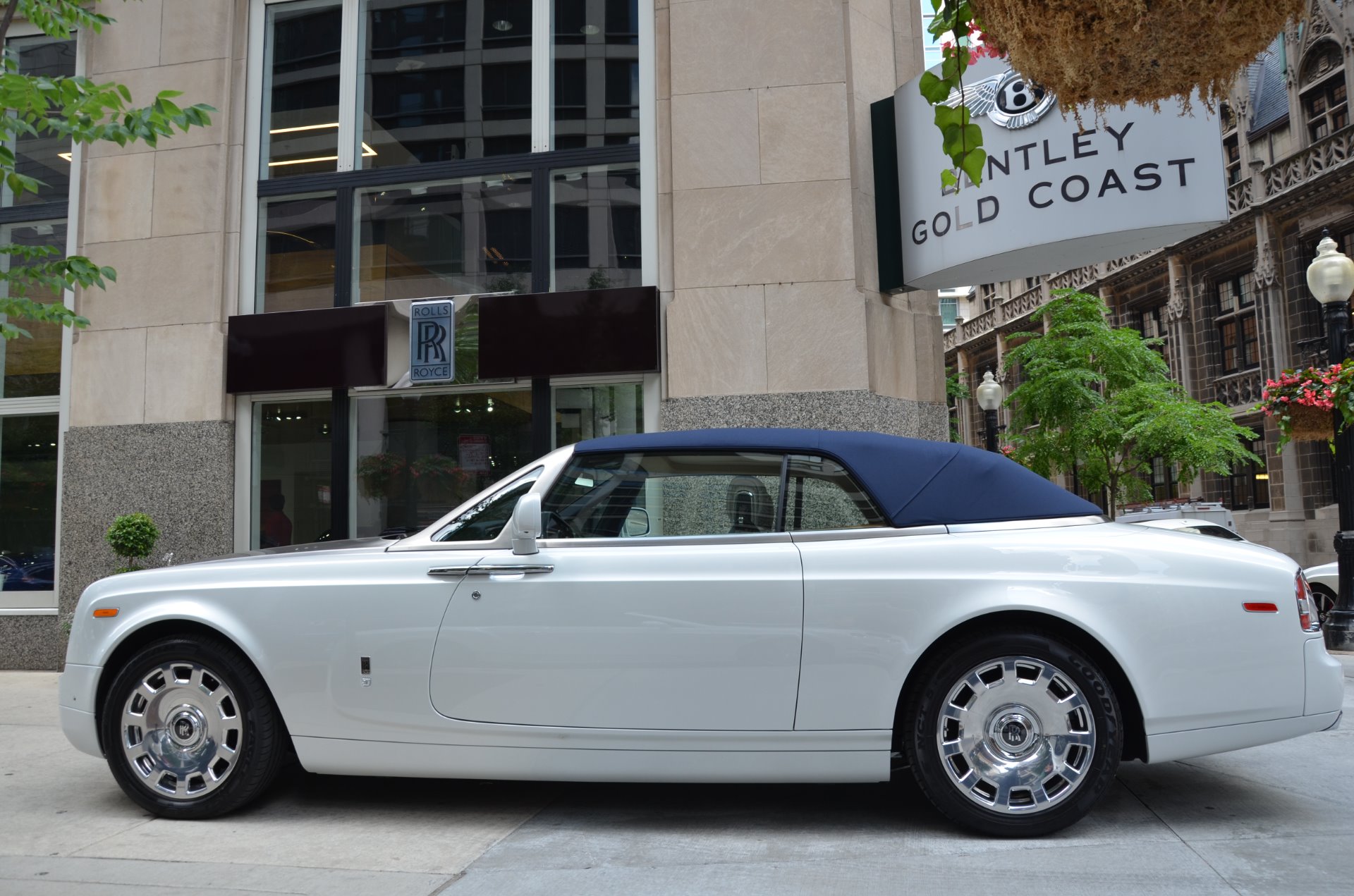 Rolls Royce Phantom Drophead Coupe