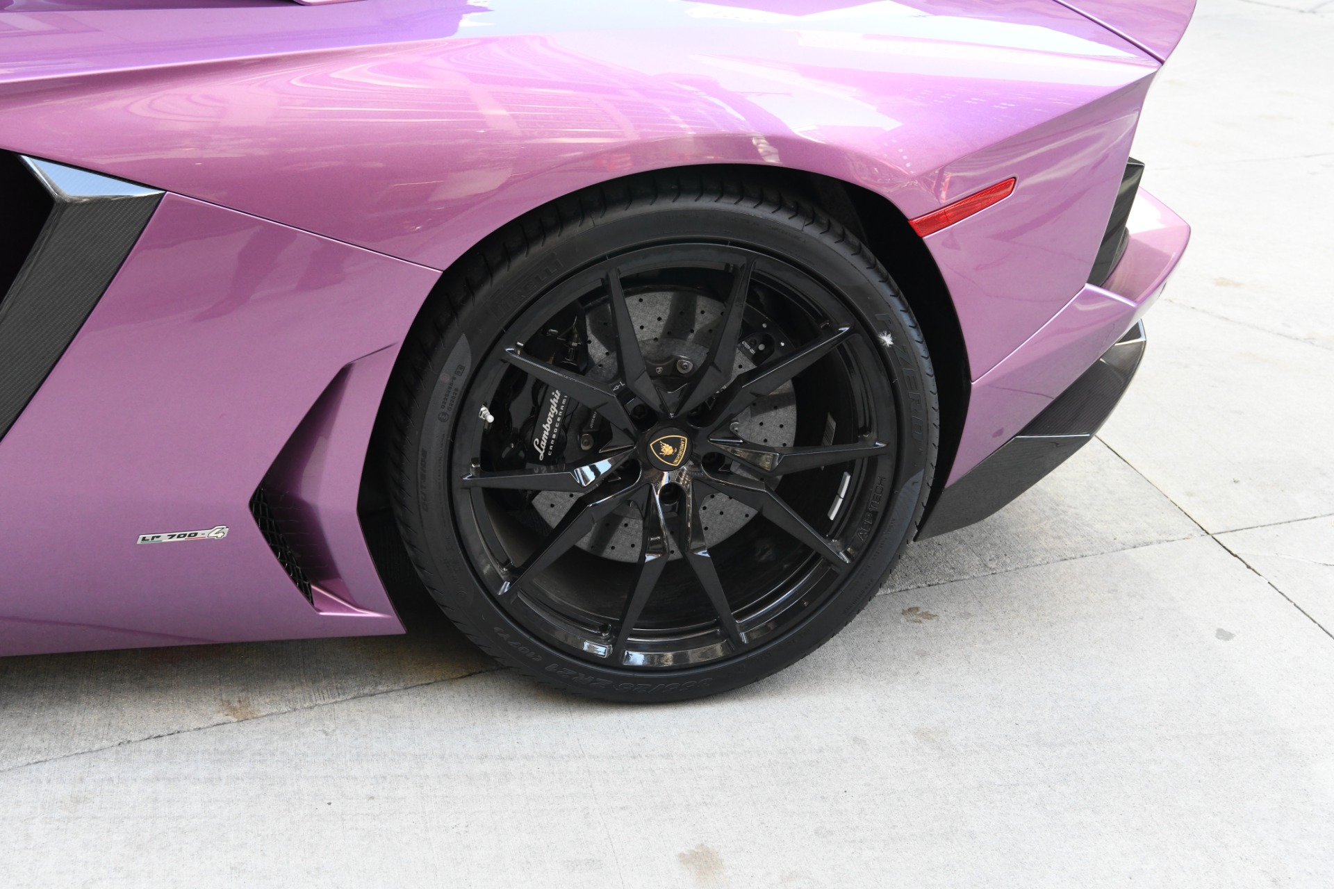 Used 2016 Lamborghini Aventador Roadster LP 700-4 Roadster | St. Petersburg, FL