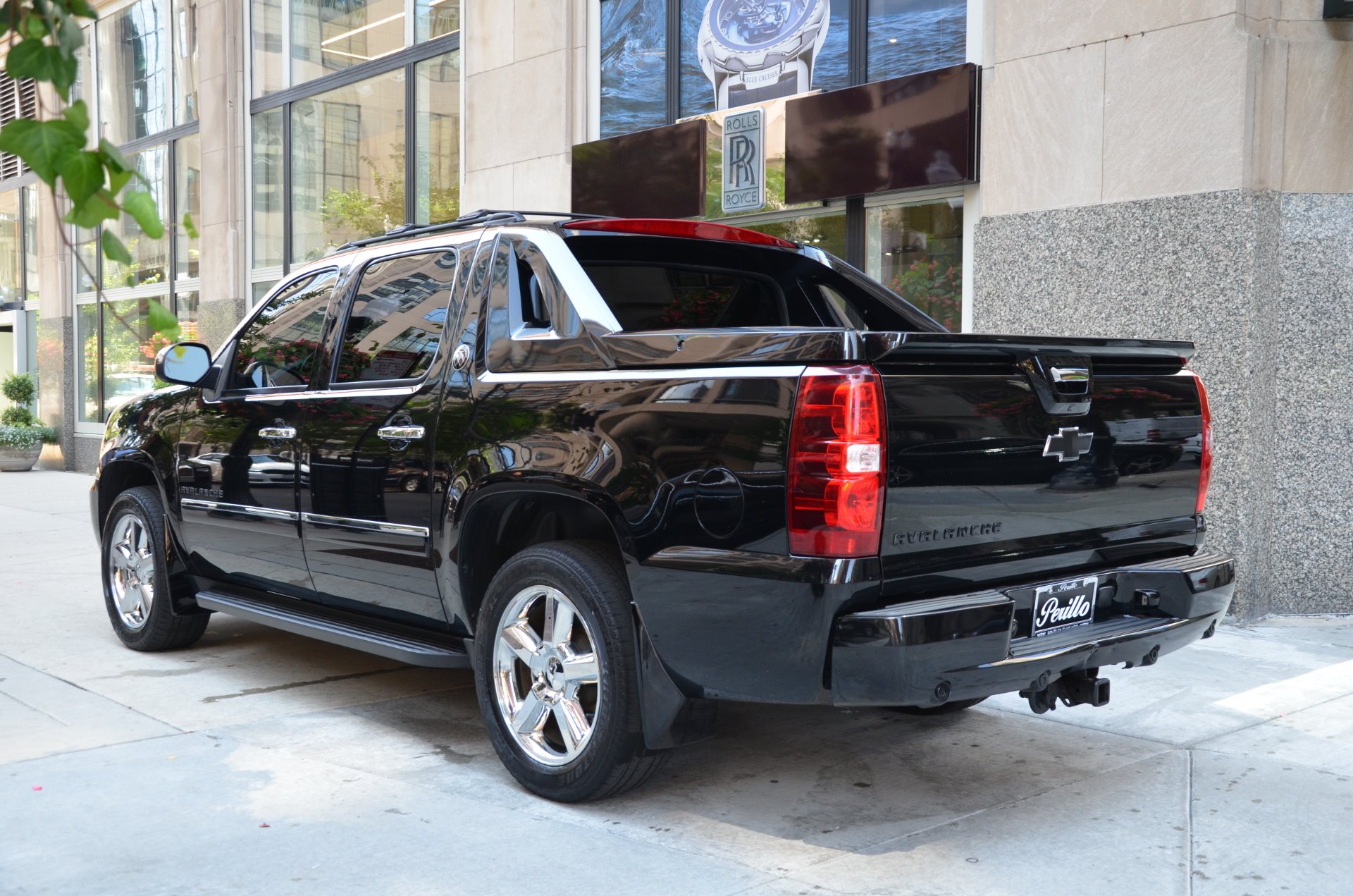 flat black chevy avalanche flat black chevy avalanche