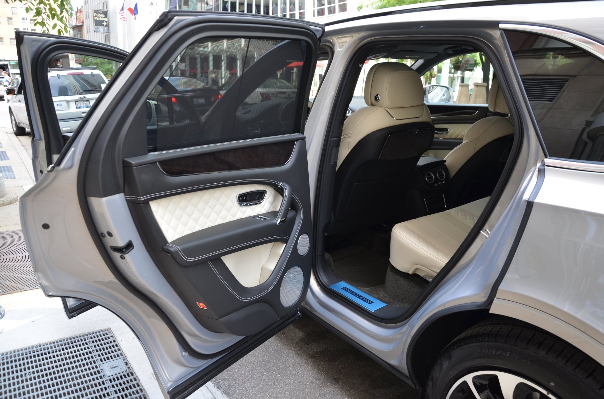 Used 2017 Bentley Bentayga W12 | St. Petersburg, FL
