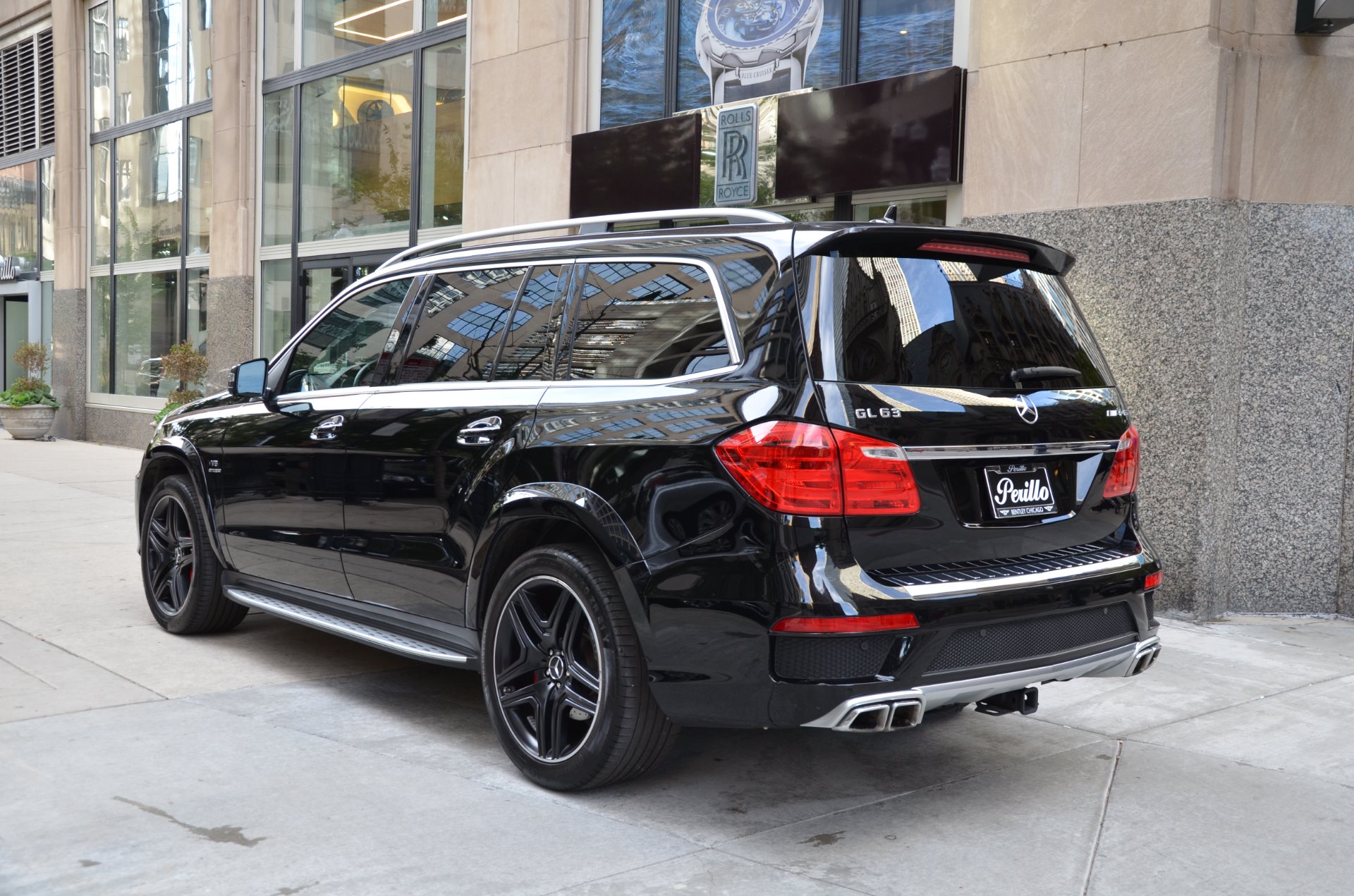 Мерседес Бенц gl 63 AMG черный