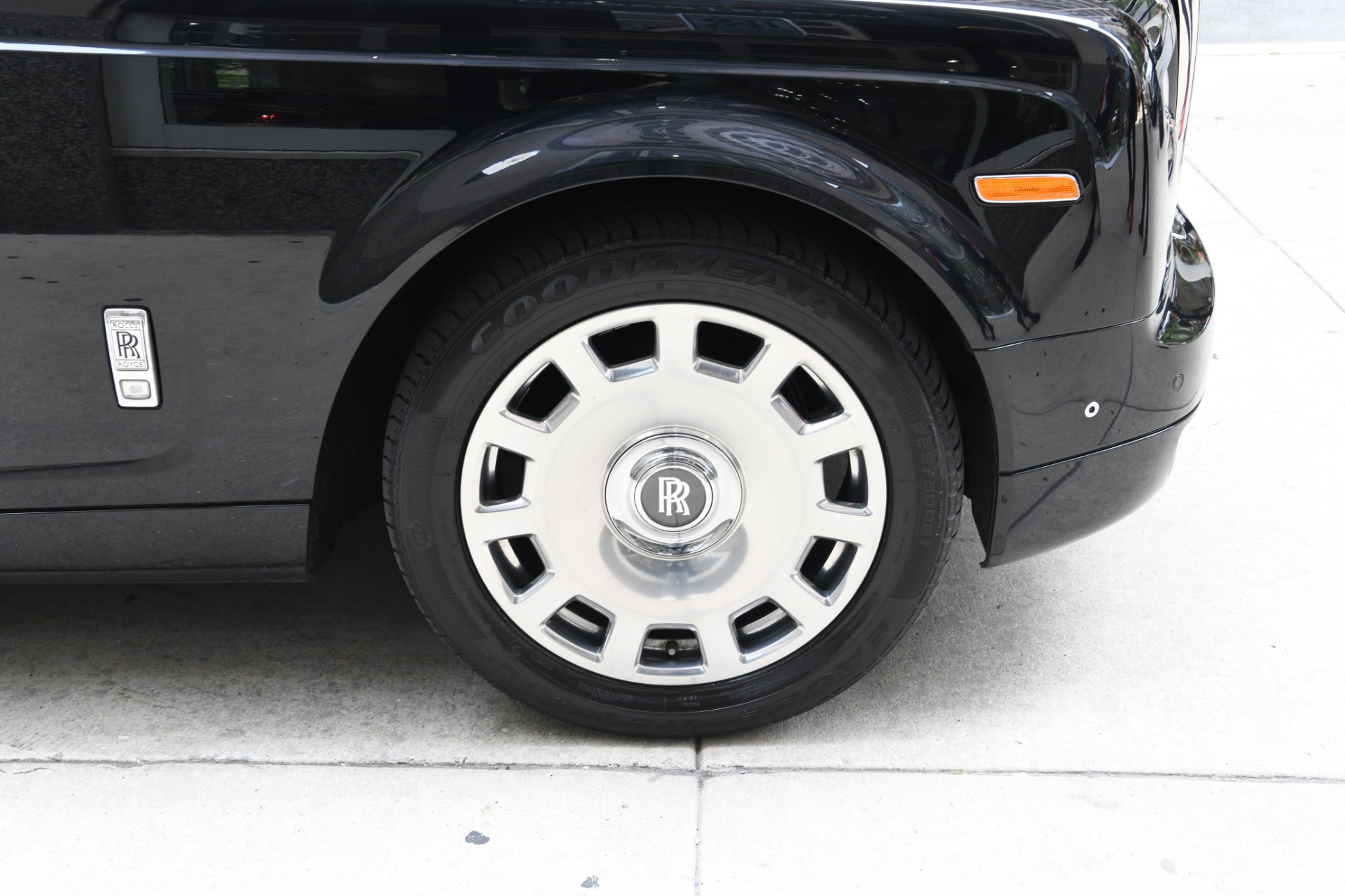 Used 2017 Rolls-Royce Phantom Extended Wheelbase EWB | St. Petersburg, FL
