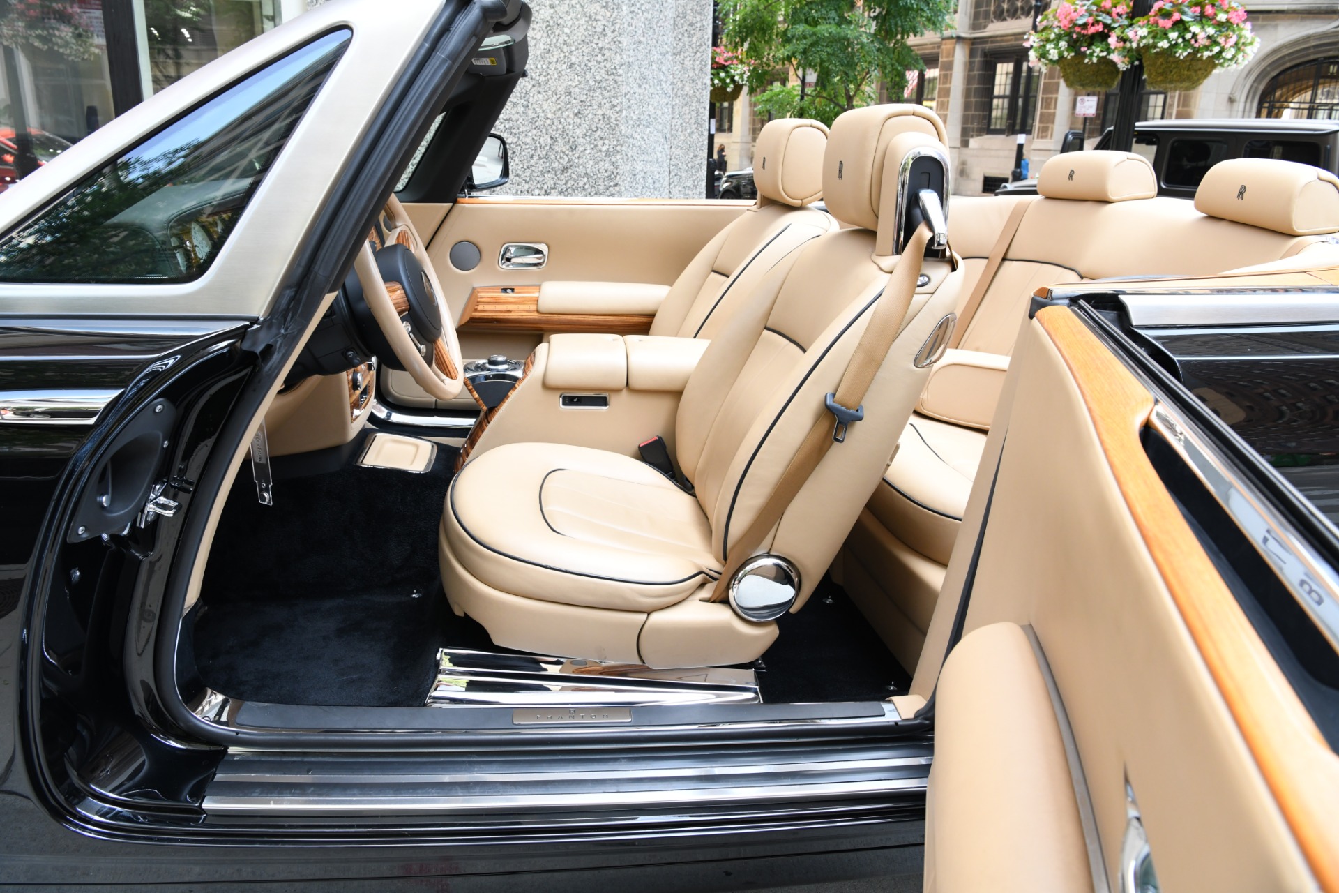 Used 2015 Rolls-Royce Phantom Drophead Coupe | St. Petersburg, FL