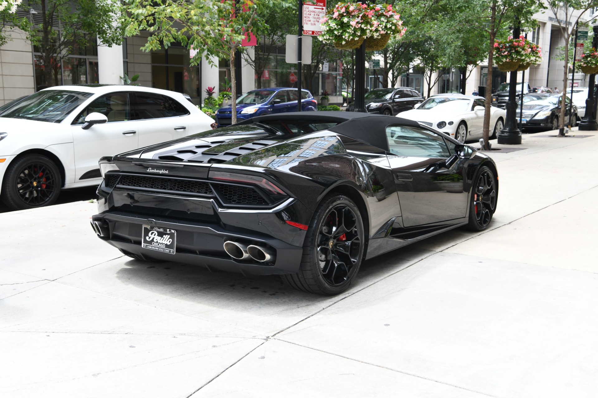 Used 2017 Lamborghini Huracan Spyder LP 580-2 Spyder | St. Petersburg, FL