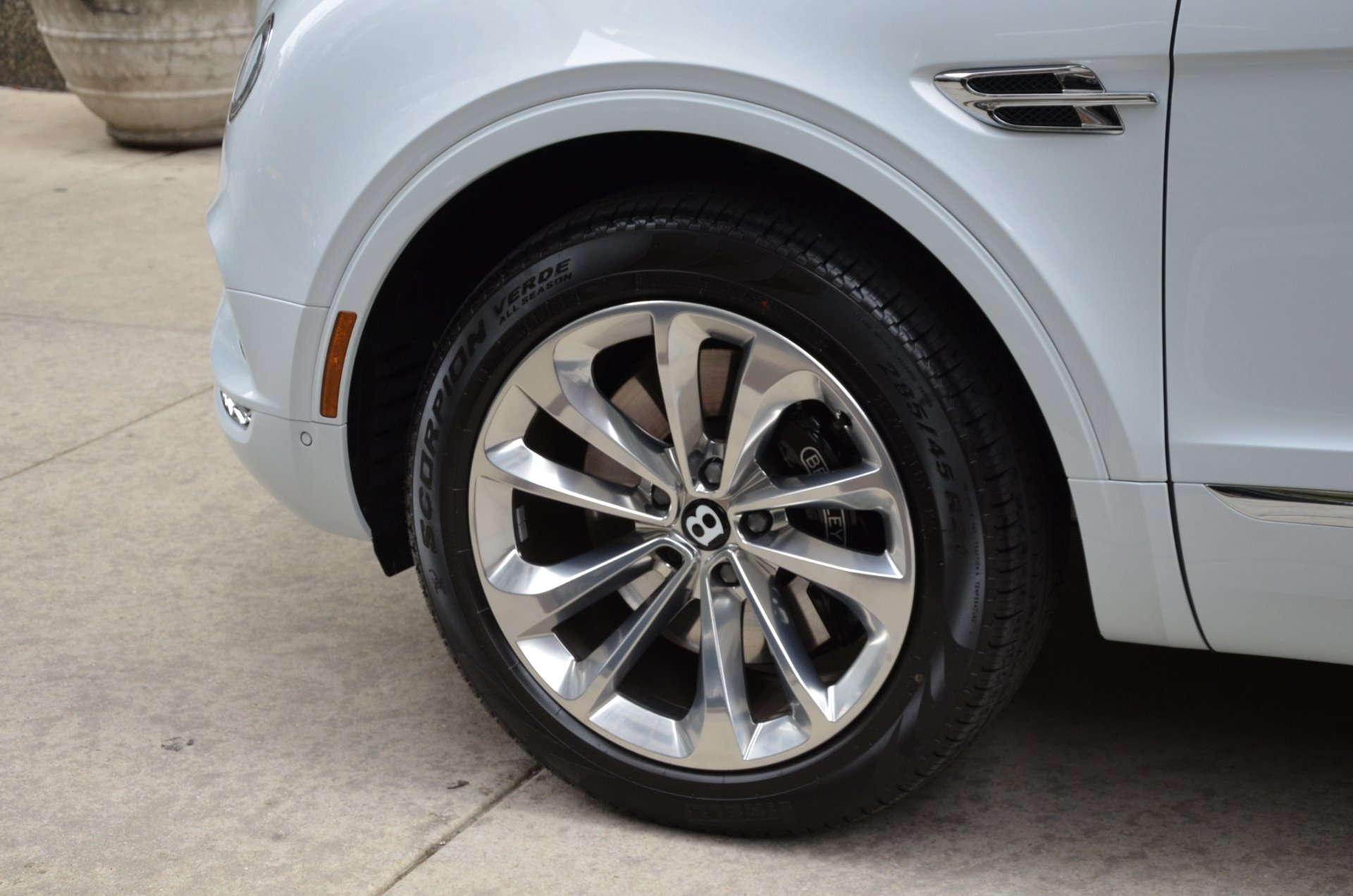 Used 2017 Bentley Bentayga | St. Petersburg, FL