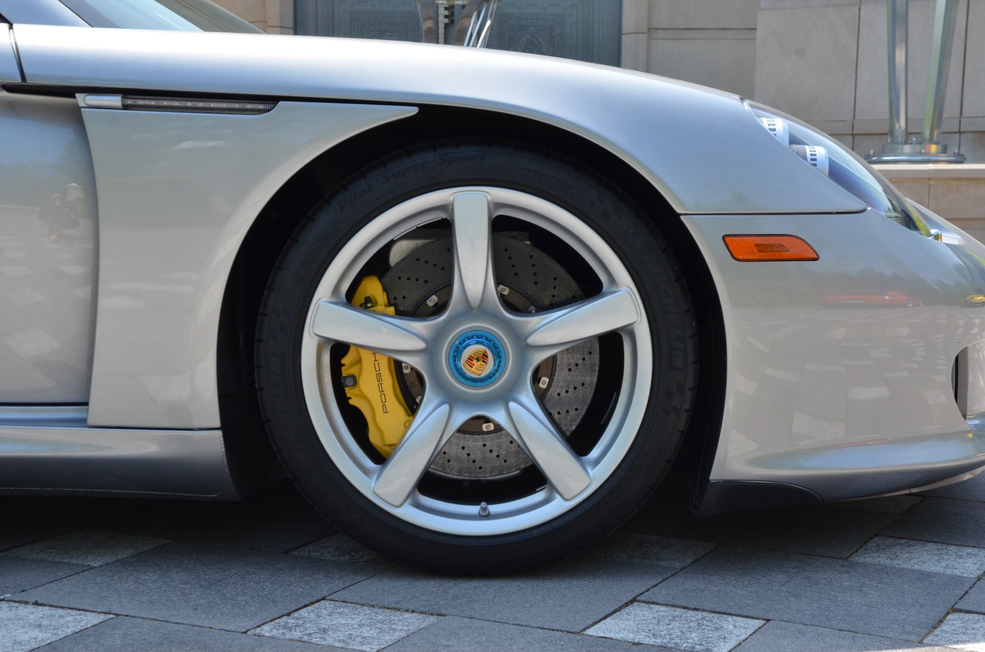 Porsche Carrera gt авария