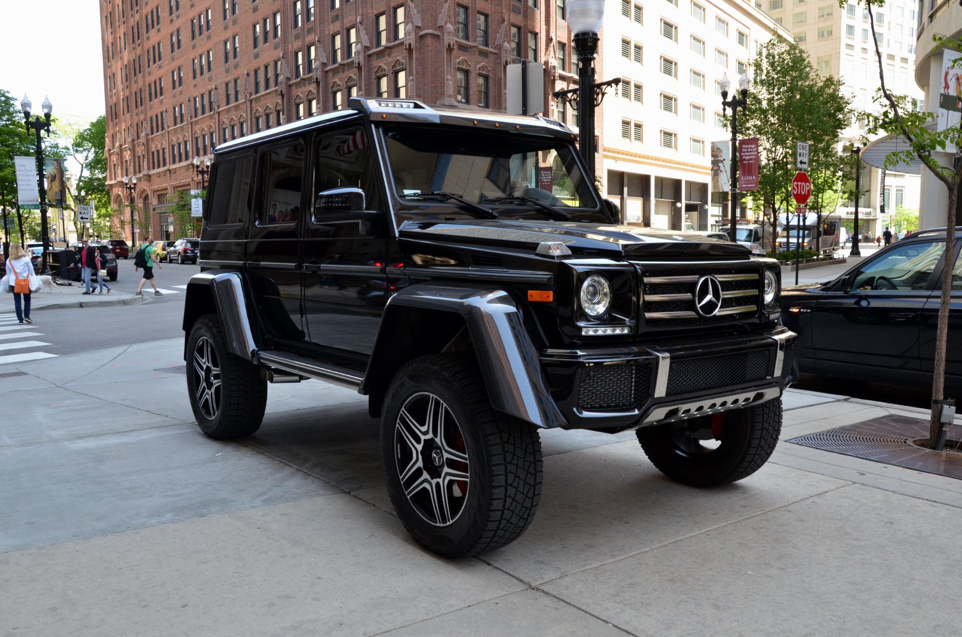 4 4 g class. Мерседес g 4x4 Landau. Mercedes g class 2017. G Wagon 2017. Mercedes Benz g class 4x4 Red China New year Edition.