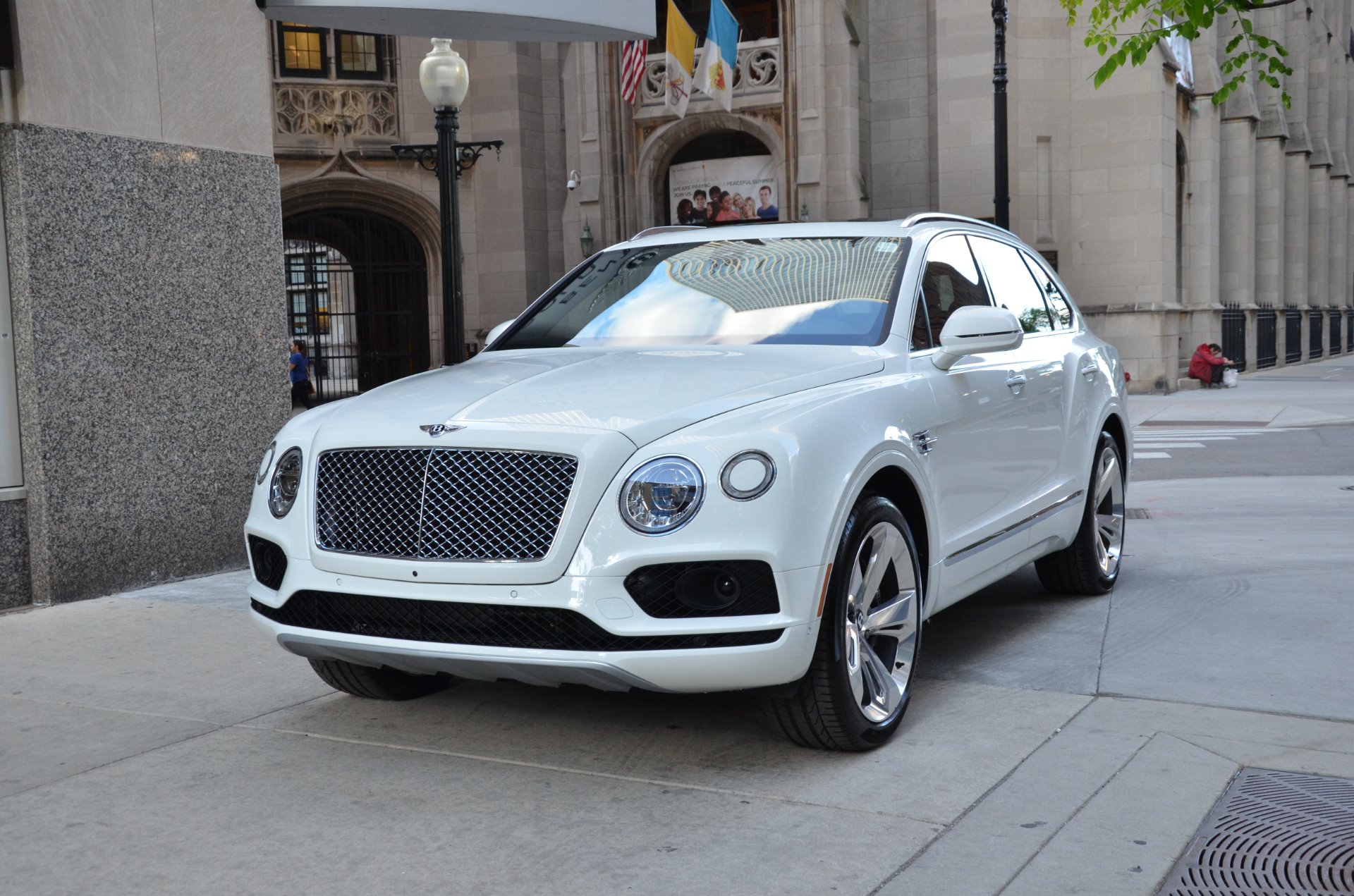 Bentley Bentayga 2018 салон