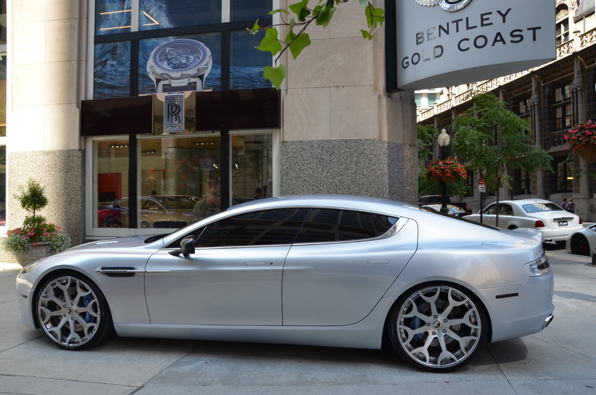 Aston Martin rapide 2014