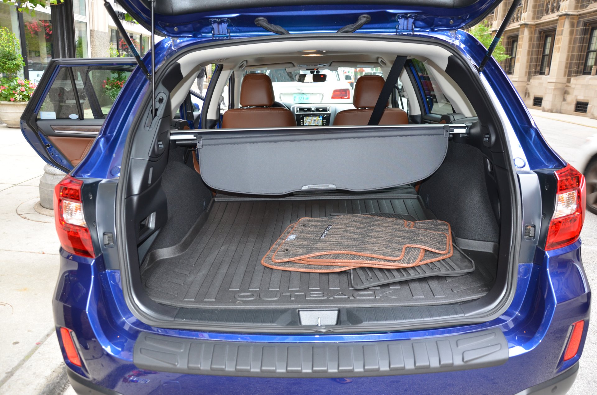 Subaru Outback R Touring Storage Subaru Outback R Touring Storage