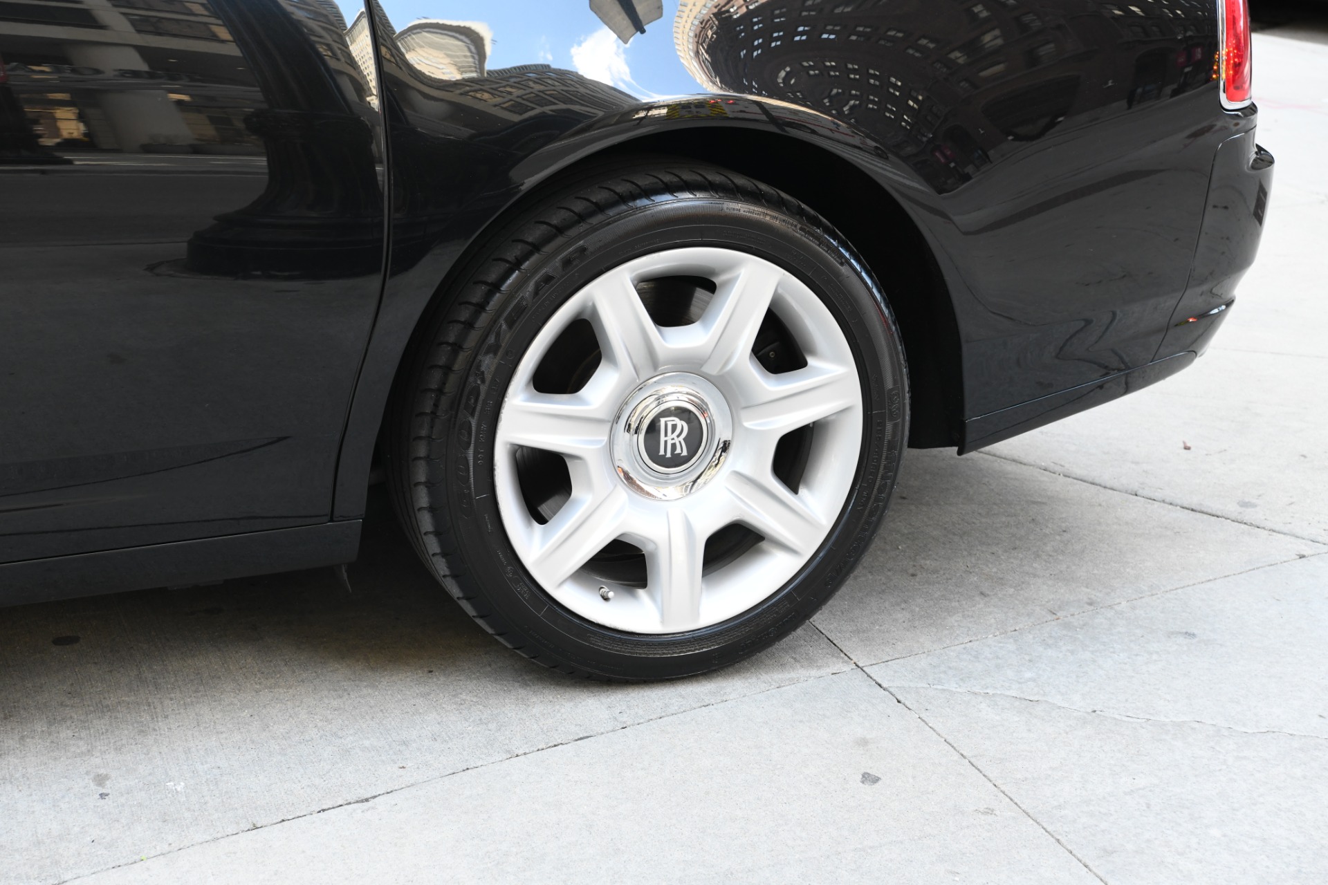 Used 2012 Rolls-Royce Ghost EXTENDED WHEELBASE EWB | St. Petersburg, FL