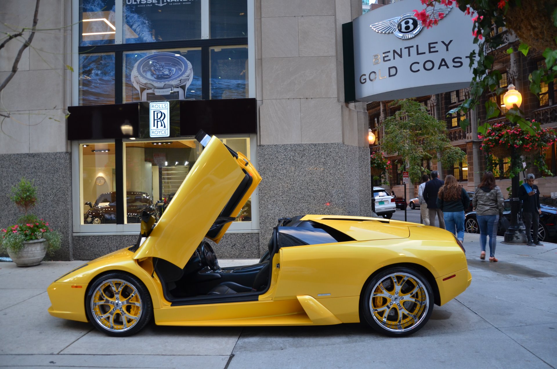 2006 Lamborghini Murcielago Roadster Stock L334B for sale near Chicago, IL IL Lamborghini Dealer 2006 Lamborghini Murcielago Roadster Stock L334B for sale near Chicago, IL IL Lamborghini Dealer