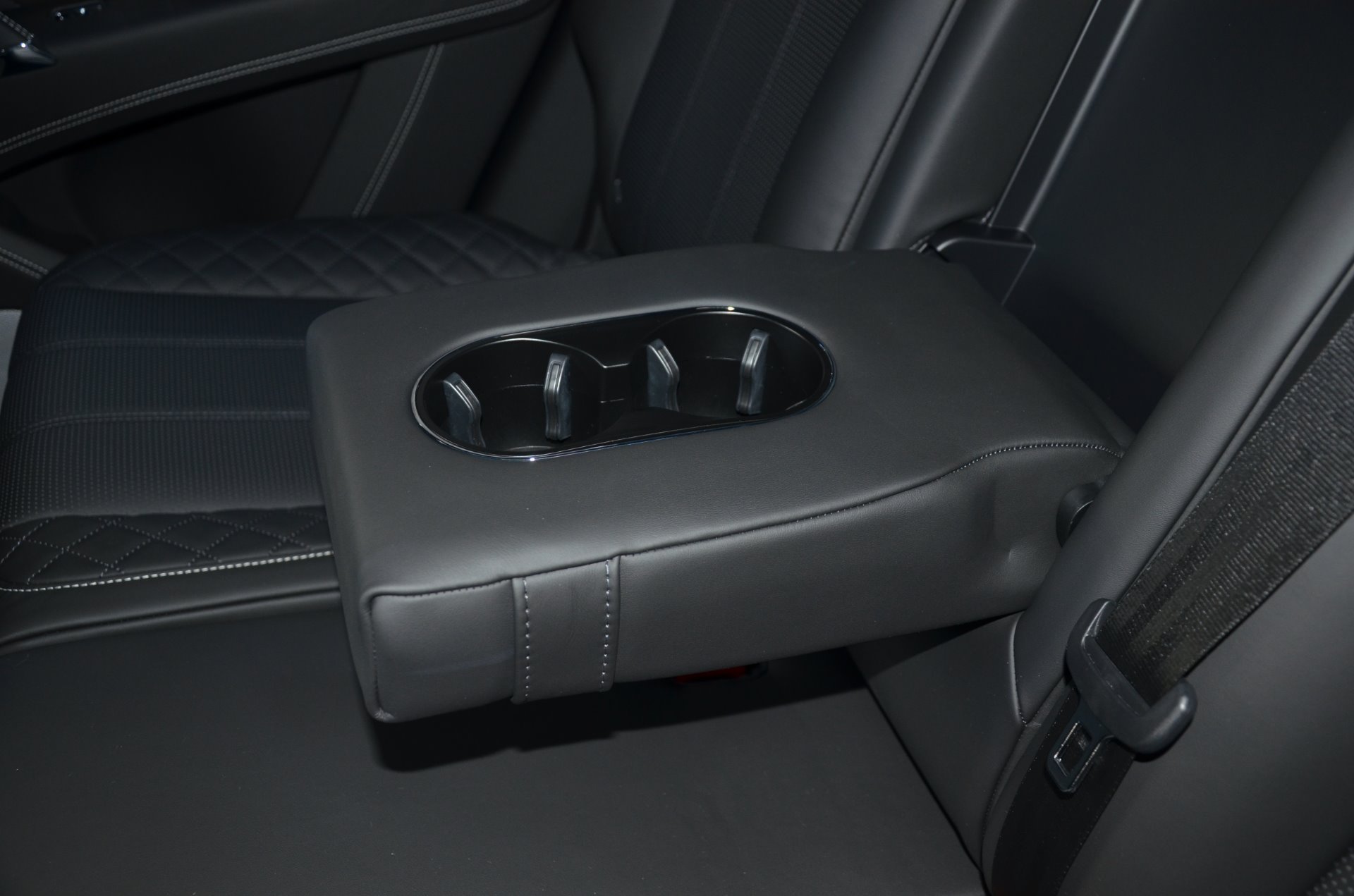 Used 2018 Bentley Bentayga W12 Signature Edition | St. Petersburg, FL
