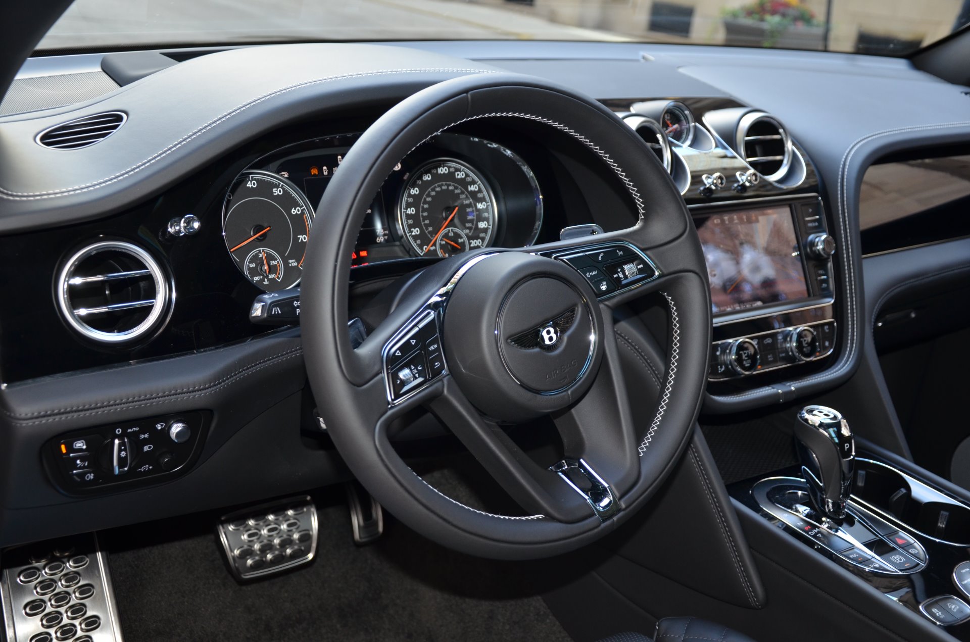 Used 2018 Bentley Bentayga W12 Signature Edition | St. Petersburg, FL
