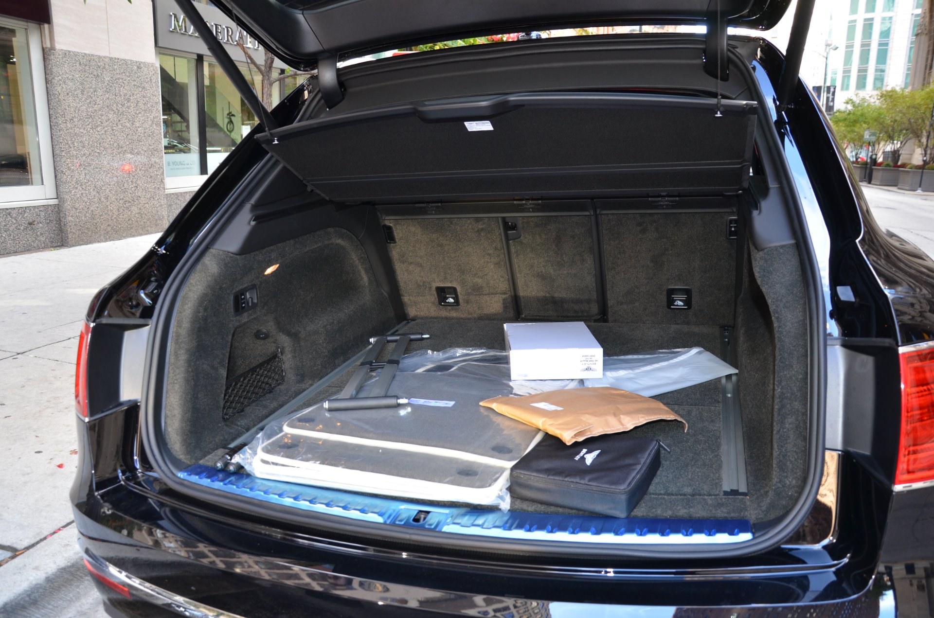 Used 2018 Bentley Bentayga W12 Signature Edition | St. Petersburg, FL