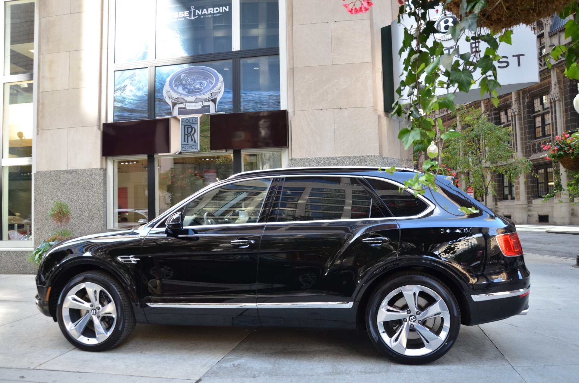 Used 2018 Bentley Bentayga W12 Signature Edition | St. Petersburg, FL