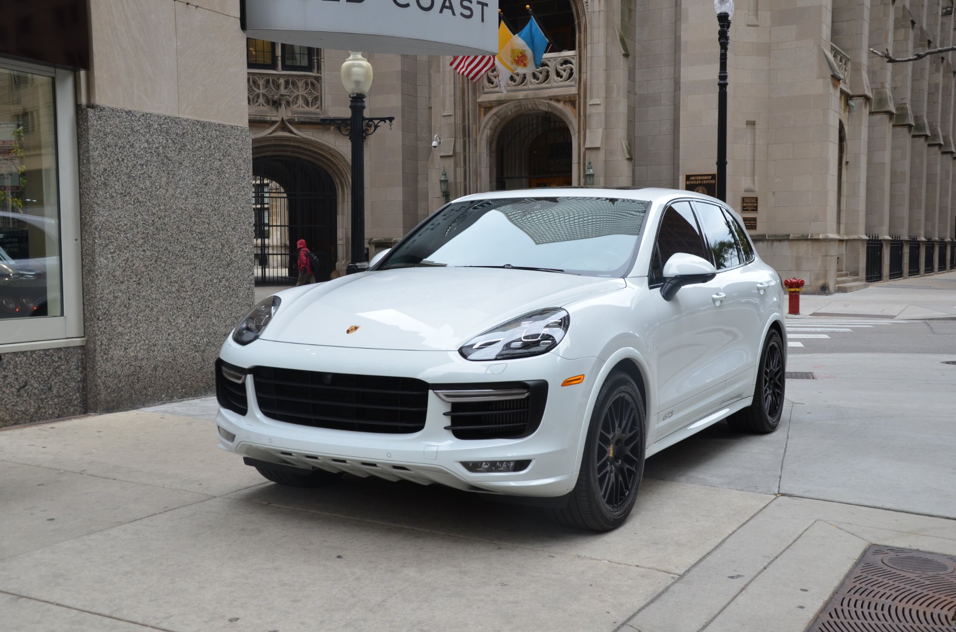 Порше кайен 2017. Порше Кайен белая 2017. Порше Кайен ГТС. Порше Cayenne GTS. Porsche Cayenne GTS 2017.