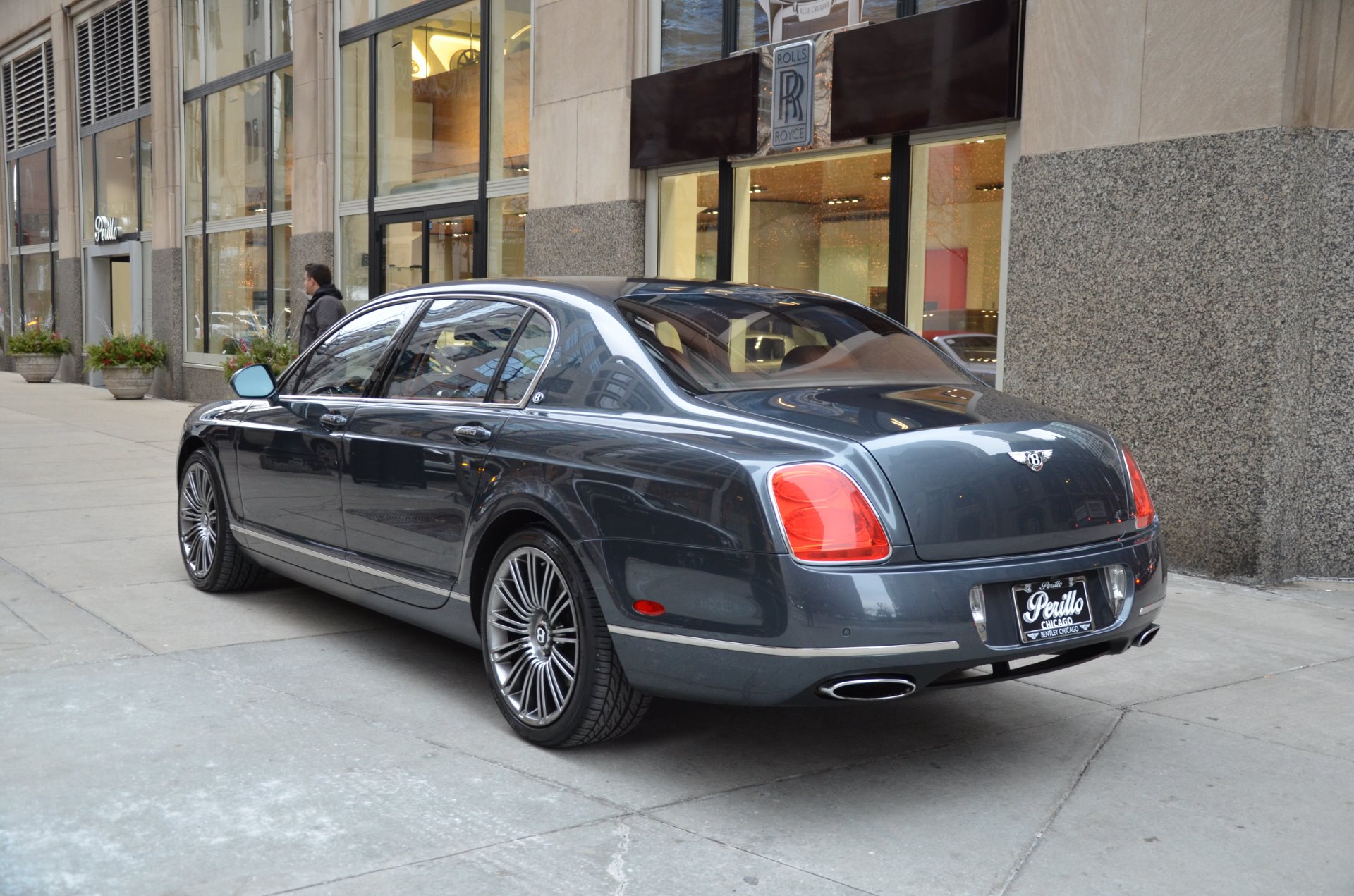 Бентли continental flying spur