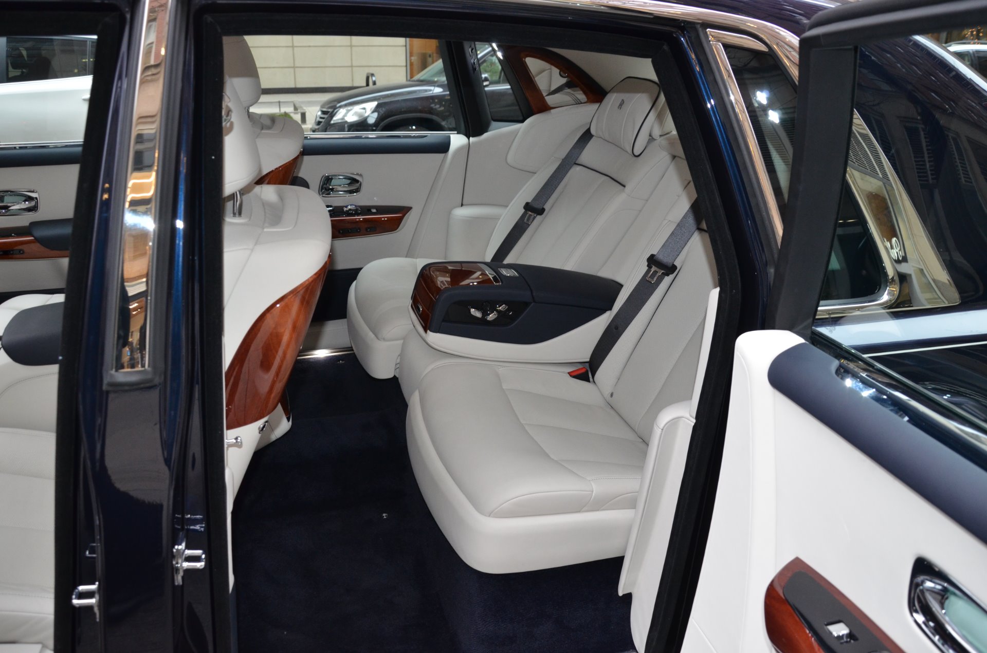 Used 2018 Rolls-Royce Phantom | St. Petersburg, FL
