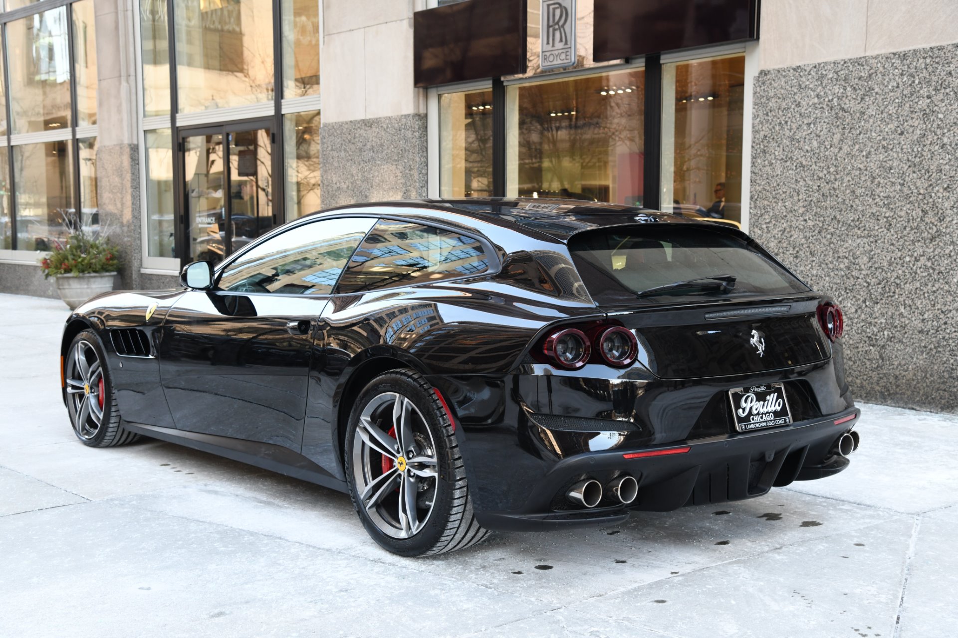 Ferrari lusso. Ferrari gtc4lusso Mansory. 2017 Ferrari gtc4lusso. Ferrari gtc4 Black. Ferrari gtc4lusso Winter.