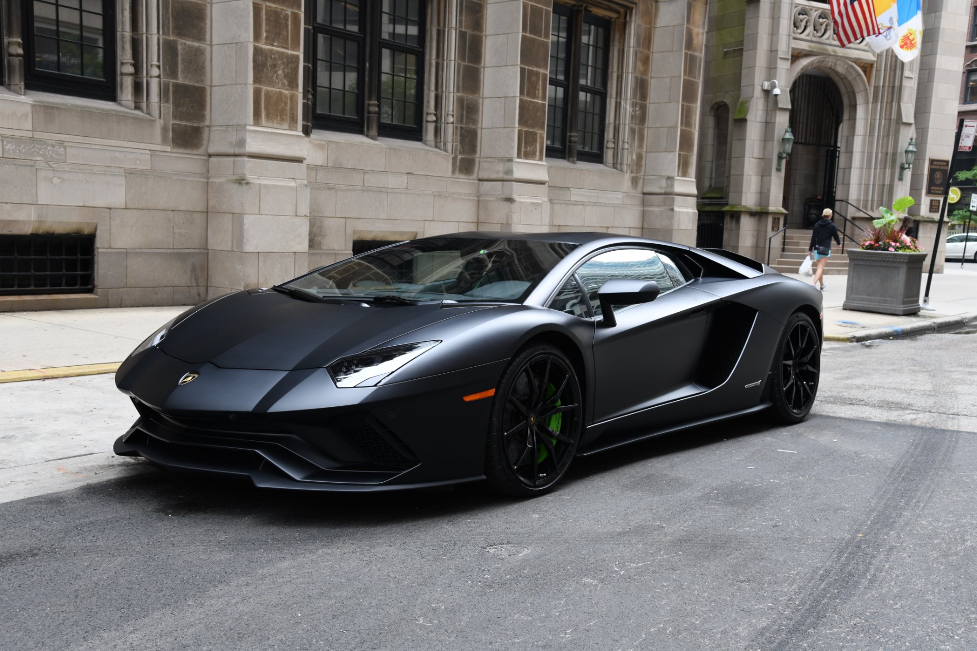 Lamborghini Aventador LP 740