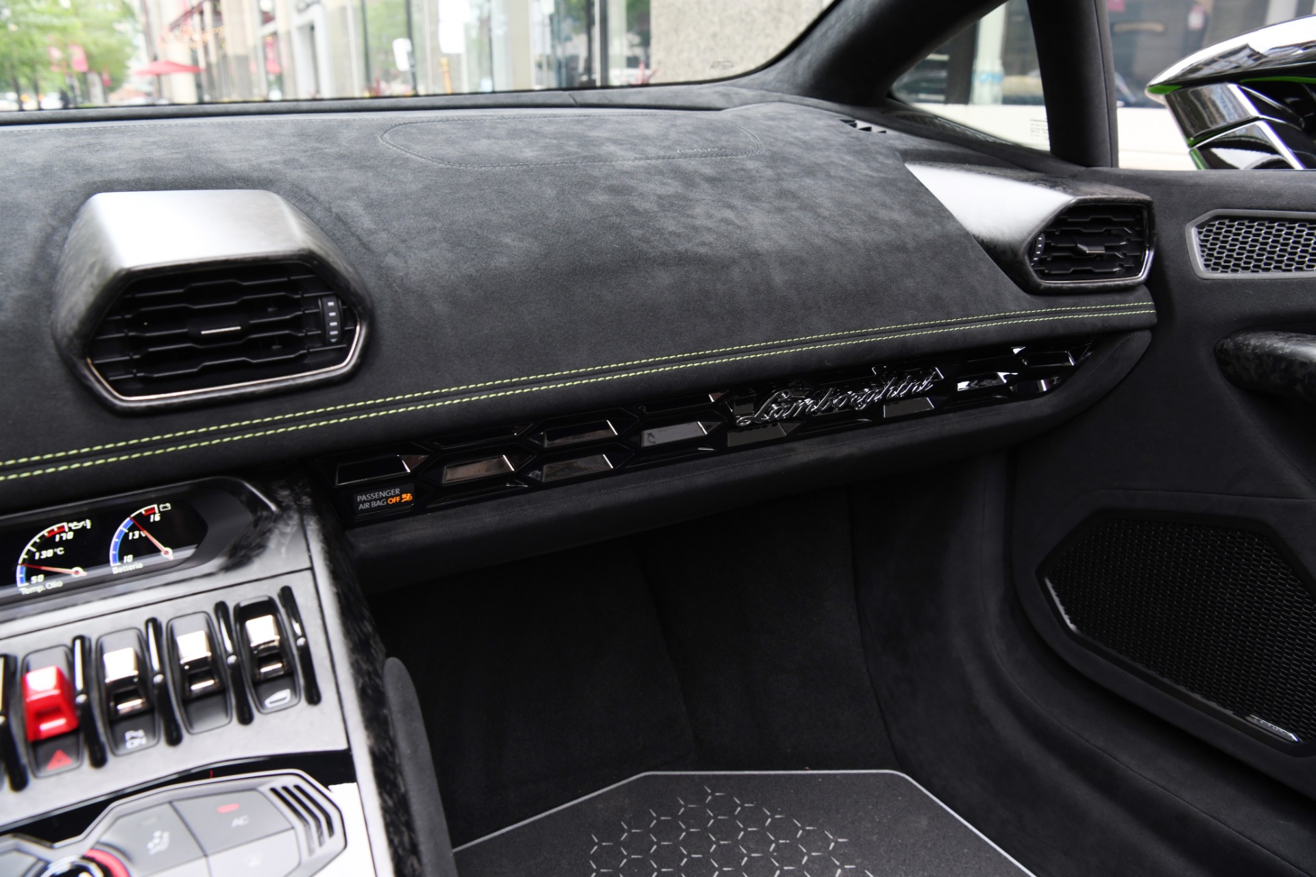 Used 2018 Lamborghini Huracan Spyder LP 640-4 Performante Spyder | St. Petersburg, FL