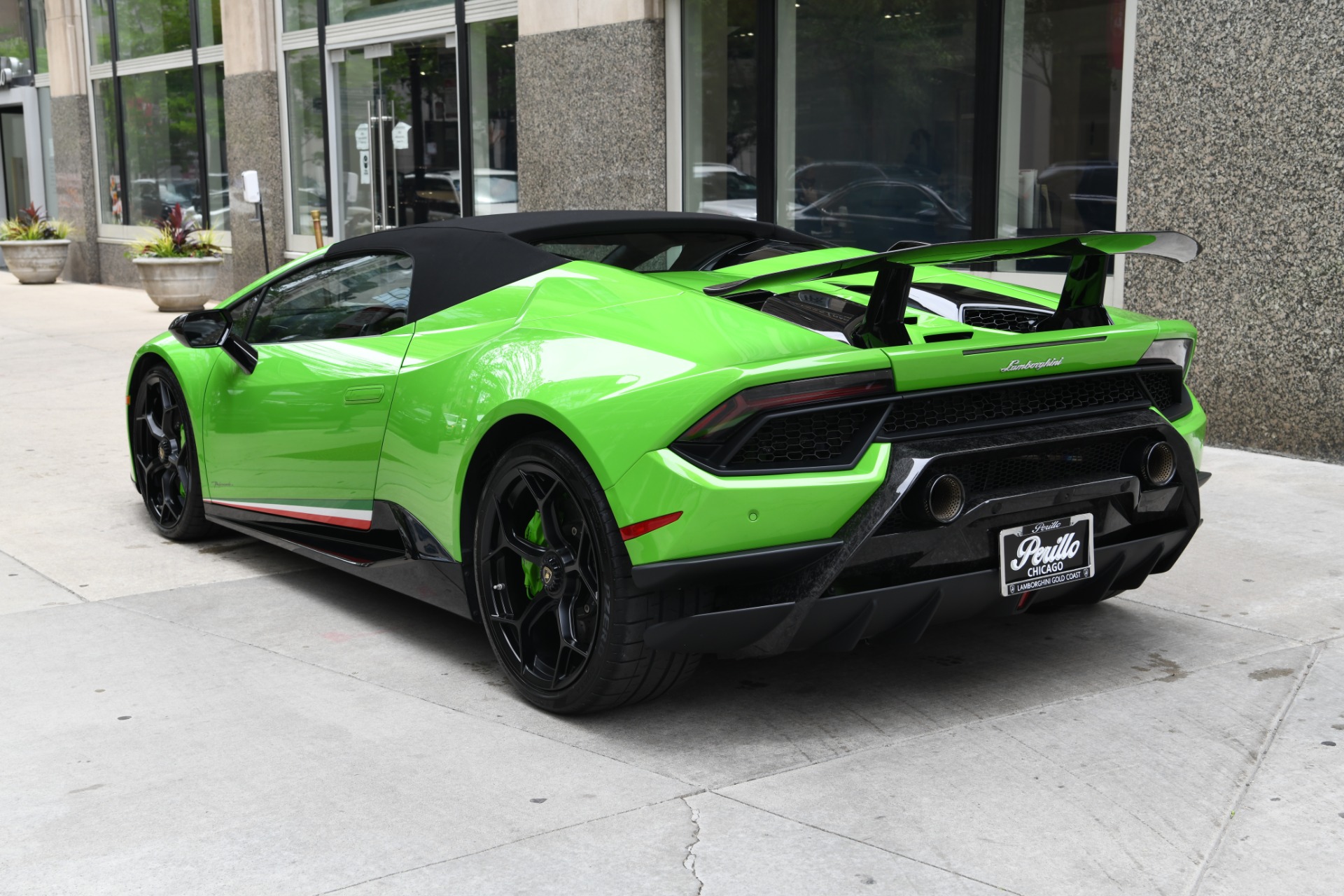 Used 2018 Lamborghini Huracan Spyder LP 640-4 Performante Spyder | St. Petersburg, FL