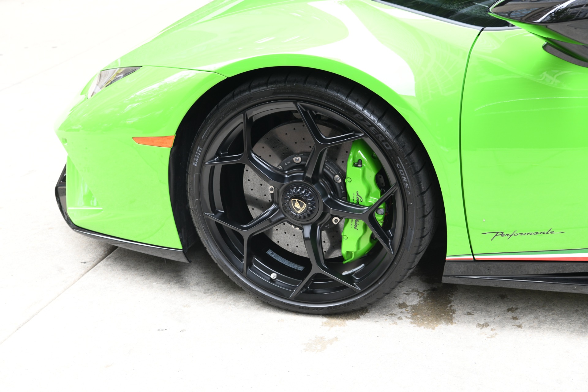 Used 2018 Lamborghini Huracan Spyder LP 640-4 Performante Spyder | St. Petersburg, FL
