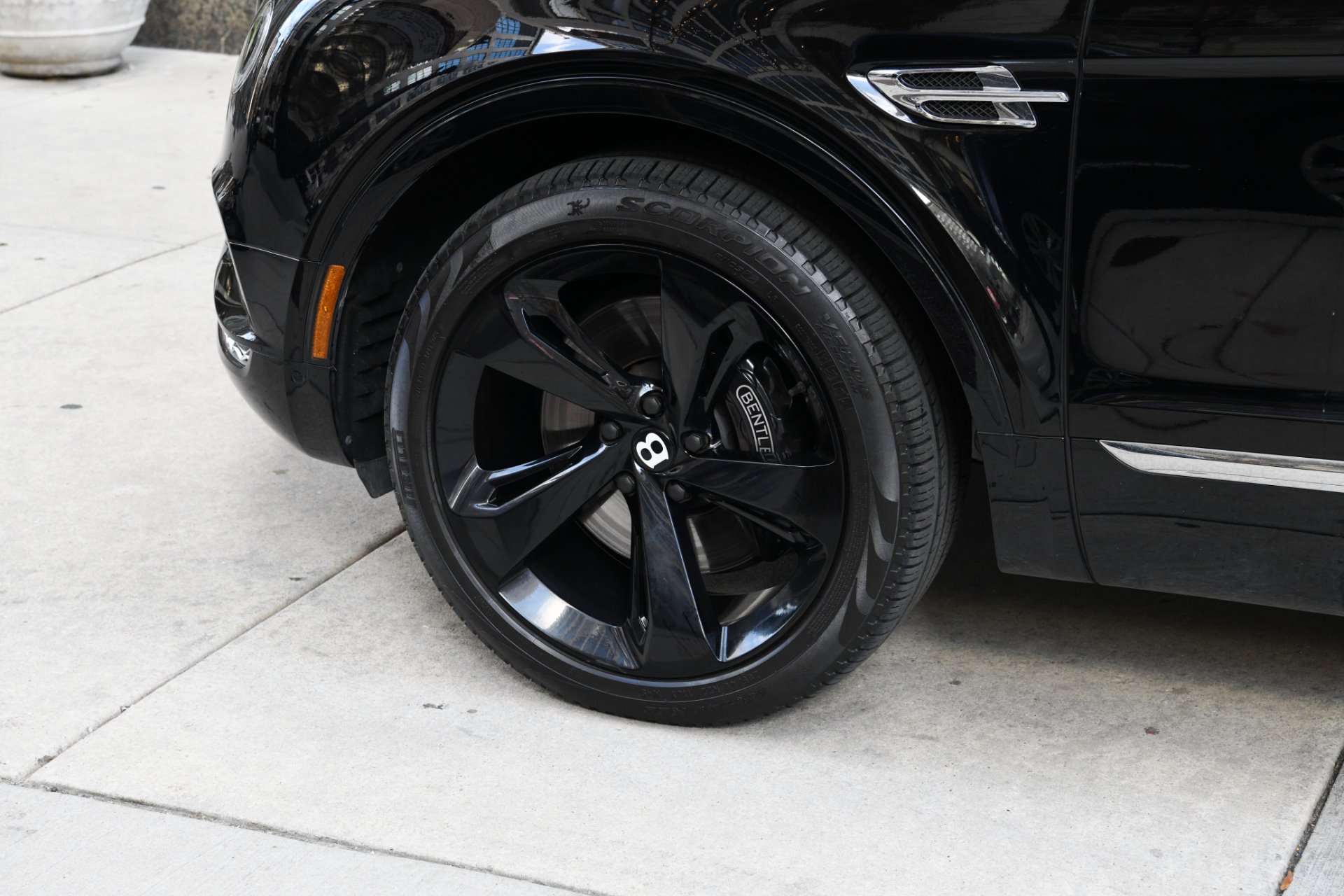 Used 2018 Bentley Bentayga W12 Signature Edition | St. Petersburg, FL