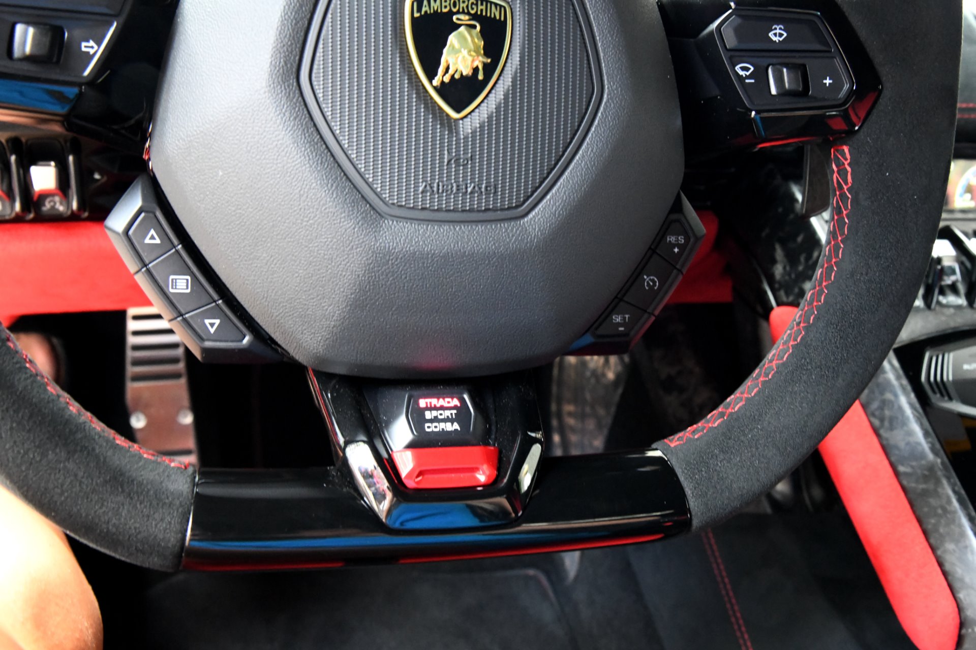 Used 2018 Lamborghini Huracan Performante LP 640-4 Performante | St. Petersburg, FL