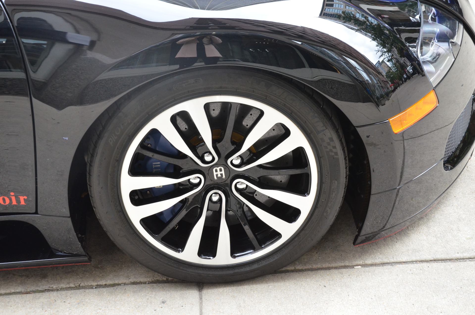 Used 2010 Bugatti Veyron Sang Noir | St. Petersburg, FL