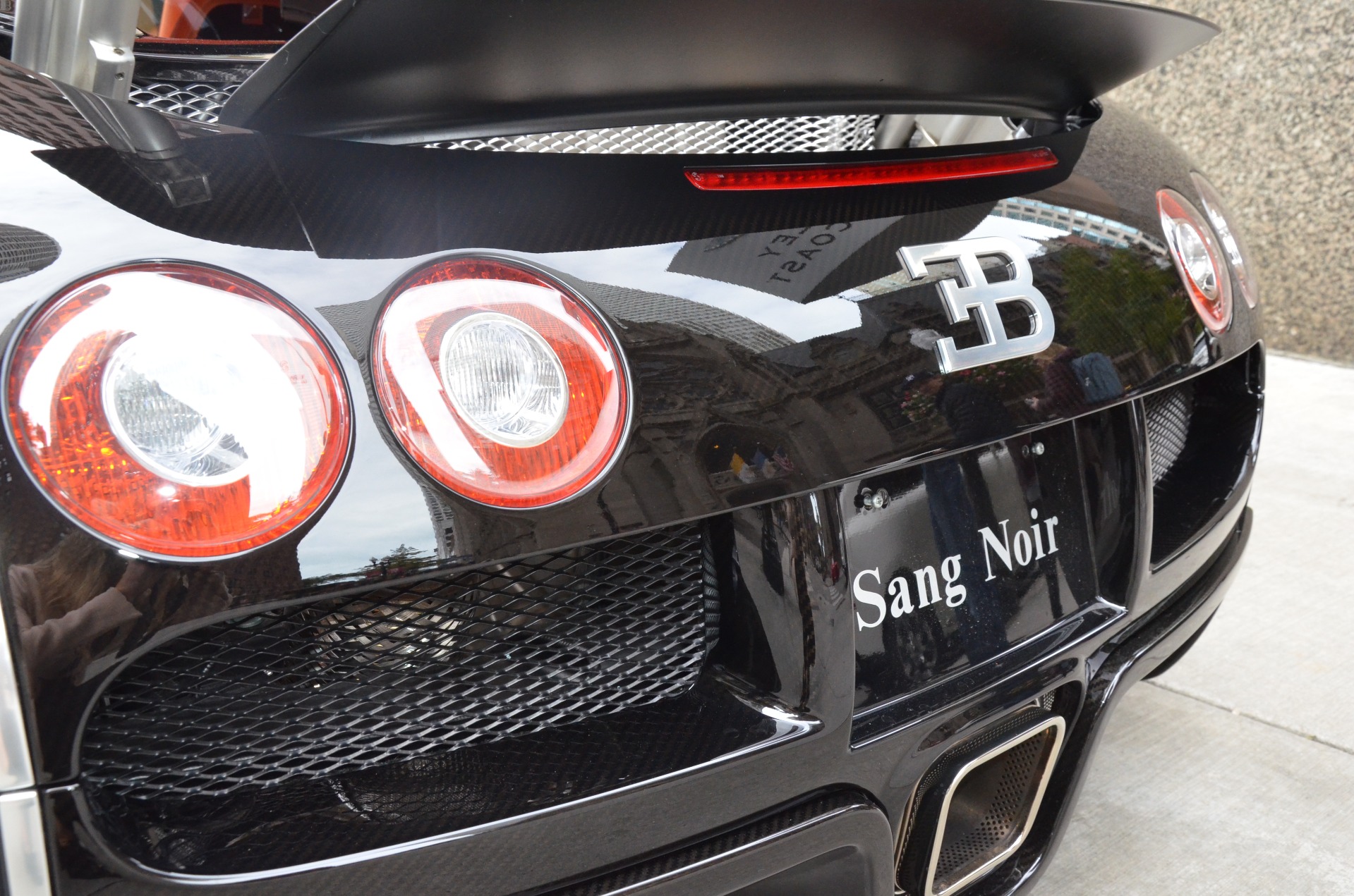 Used 2010 Bugatti Veyron Sang Noir | St. Petersburg, FL